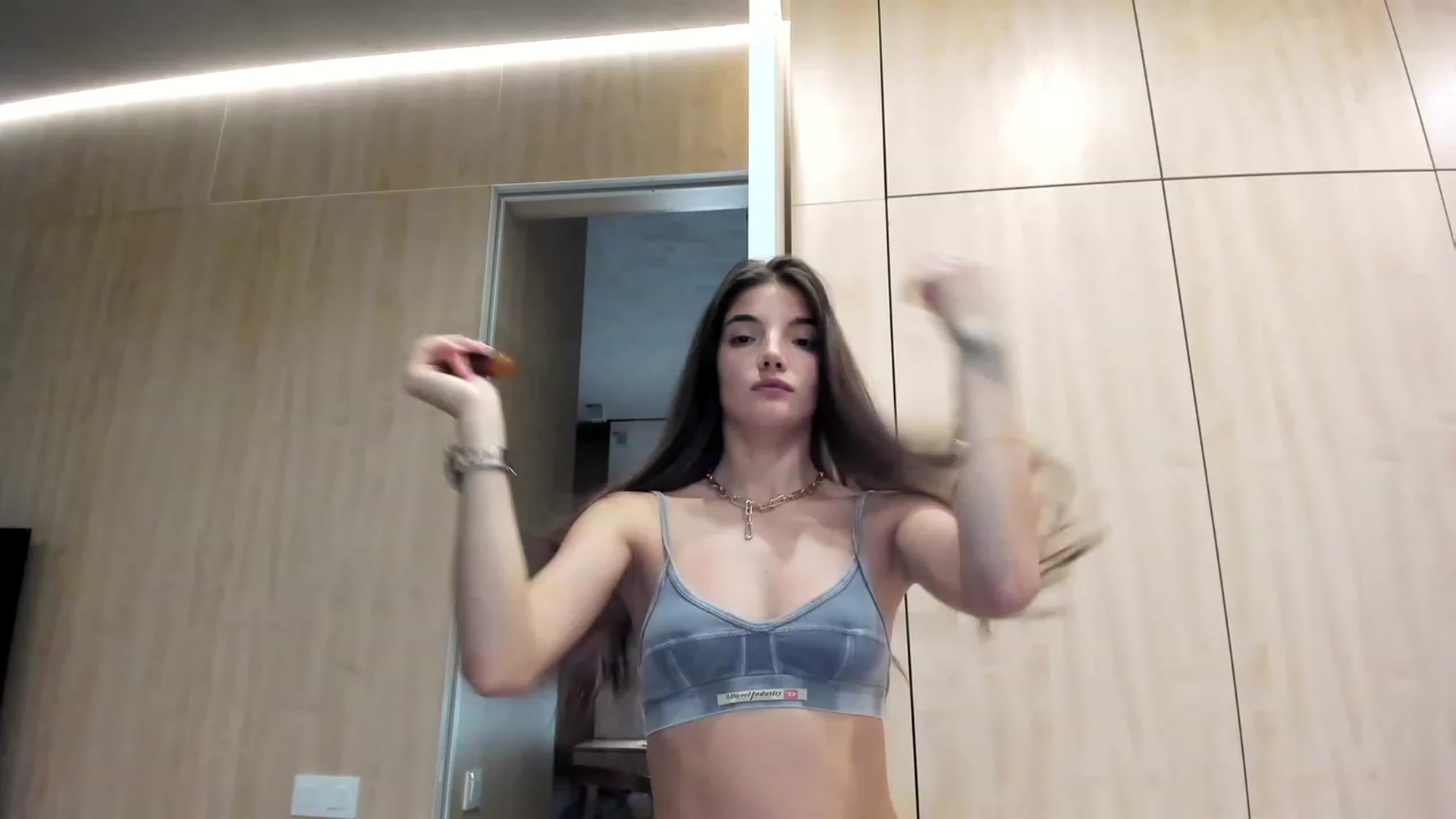 Gallery image thumbnail from SweetKlem's myfreecams stream on, 07/15/2023, 22:51 image 19 of 20