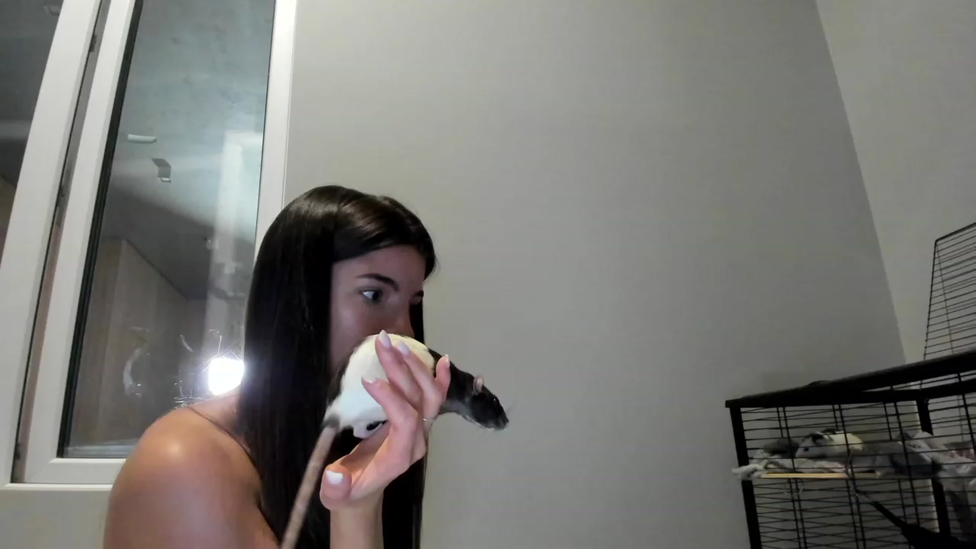 Gallery image thumbnail from SweetKlem's myfreecams stream on, 08/25/2023, 22:17 image 8 of 20