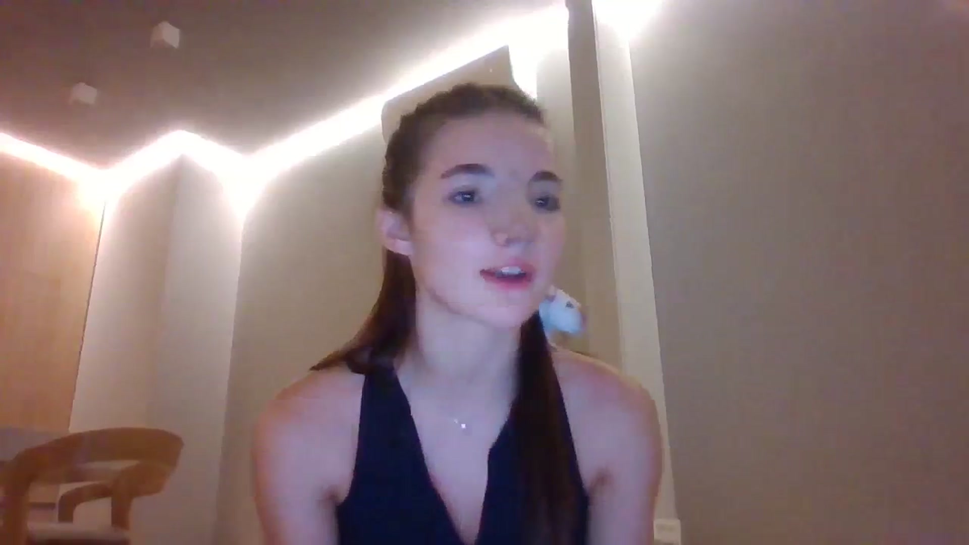 Gallery image thumbnail from SweetKlem's myfreecams stream on, 09/27/2023, 18:51 image 3 of 20