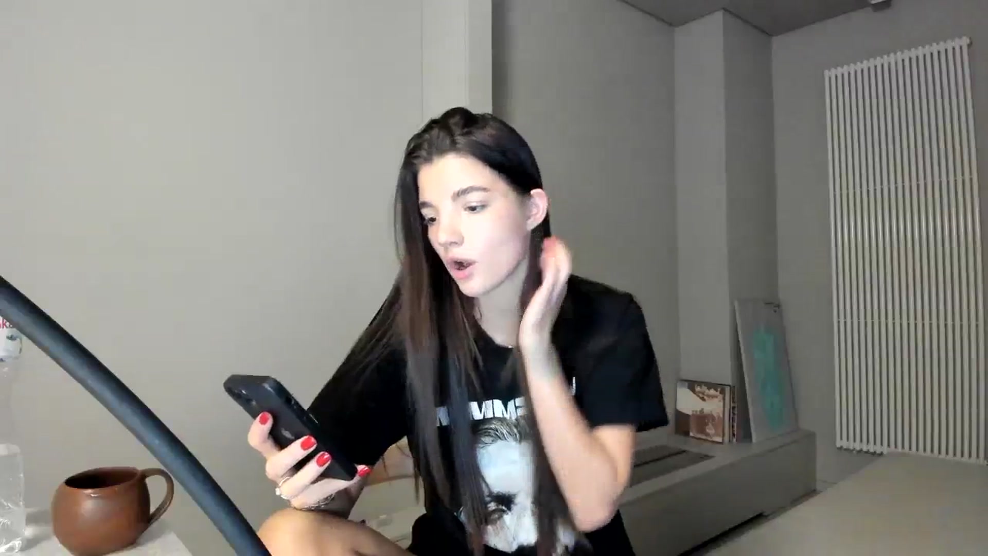 Gallery image thumbnail from SweetKlem's myfreecams stream on, 10/10/2023, 22:22 image 20 of 20