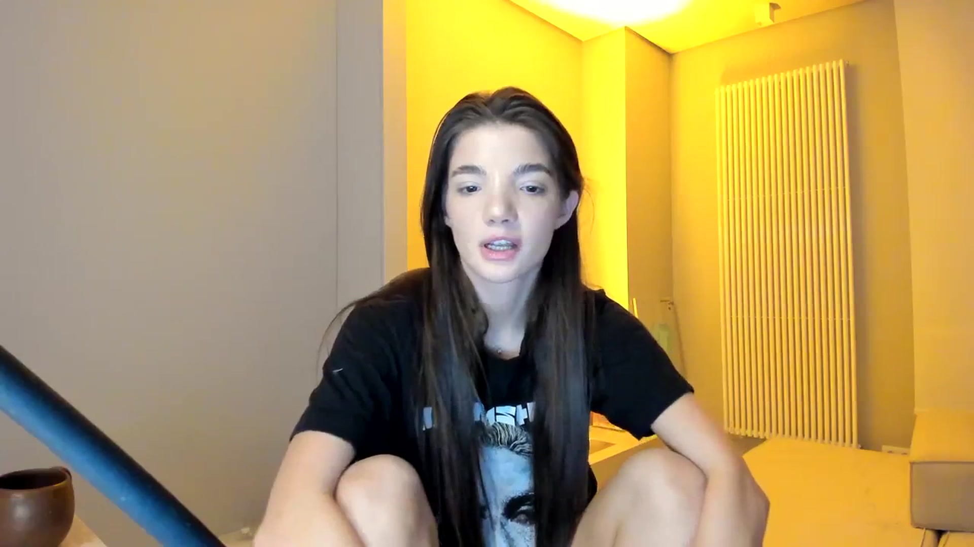 Gallery image thumbnail from SweetKlem's myfreecams stream on, 10/10/2023, 22:22 image 2 of 20