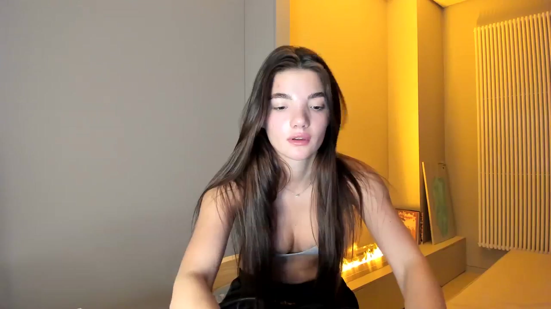 Gallery image thumbnail from SweetKlem's myfreecams stream on, 10/11/2023, 21:50 image 17 of 20