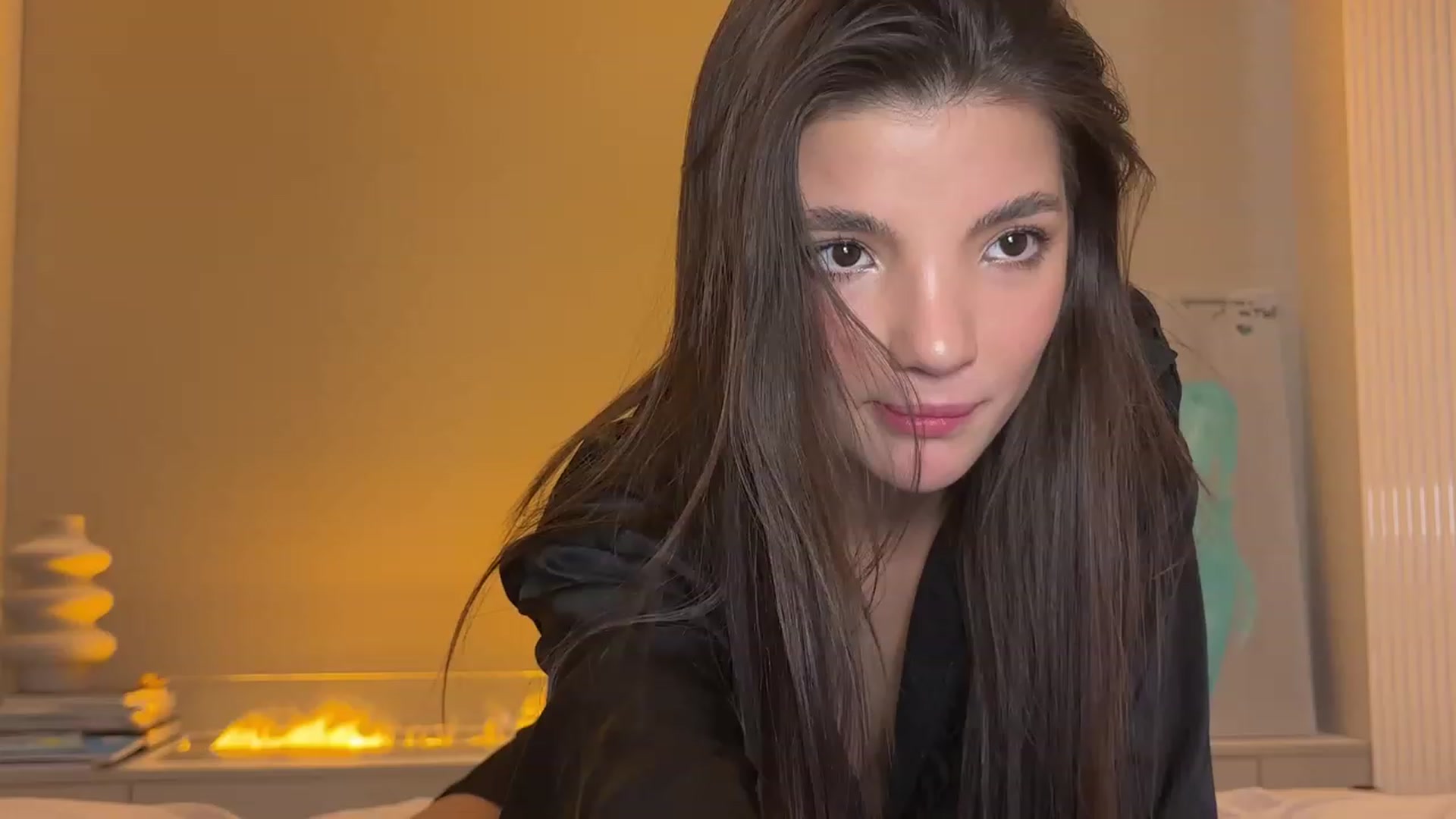 Gallery image thumbnail from SweetKlem's myfreecams stream on, 10/21/2023, 21:37 image 13 of 20