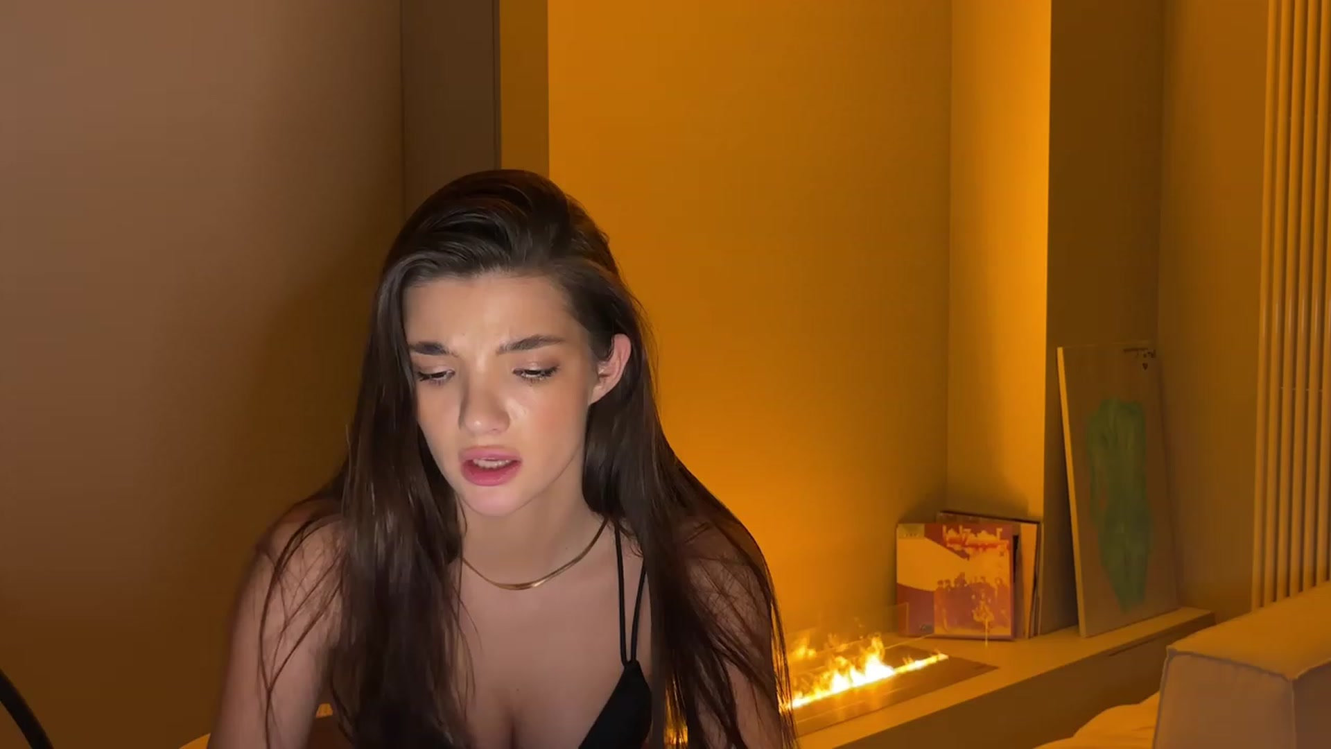 Gallery image thumbnail from SweetKlem's myfreecams stream on, 11/05/2023, 01:18 image 13 of 20