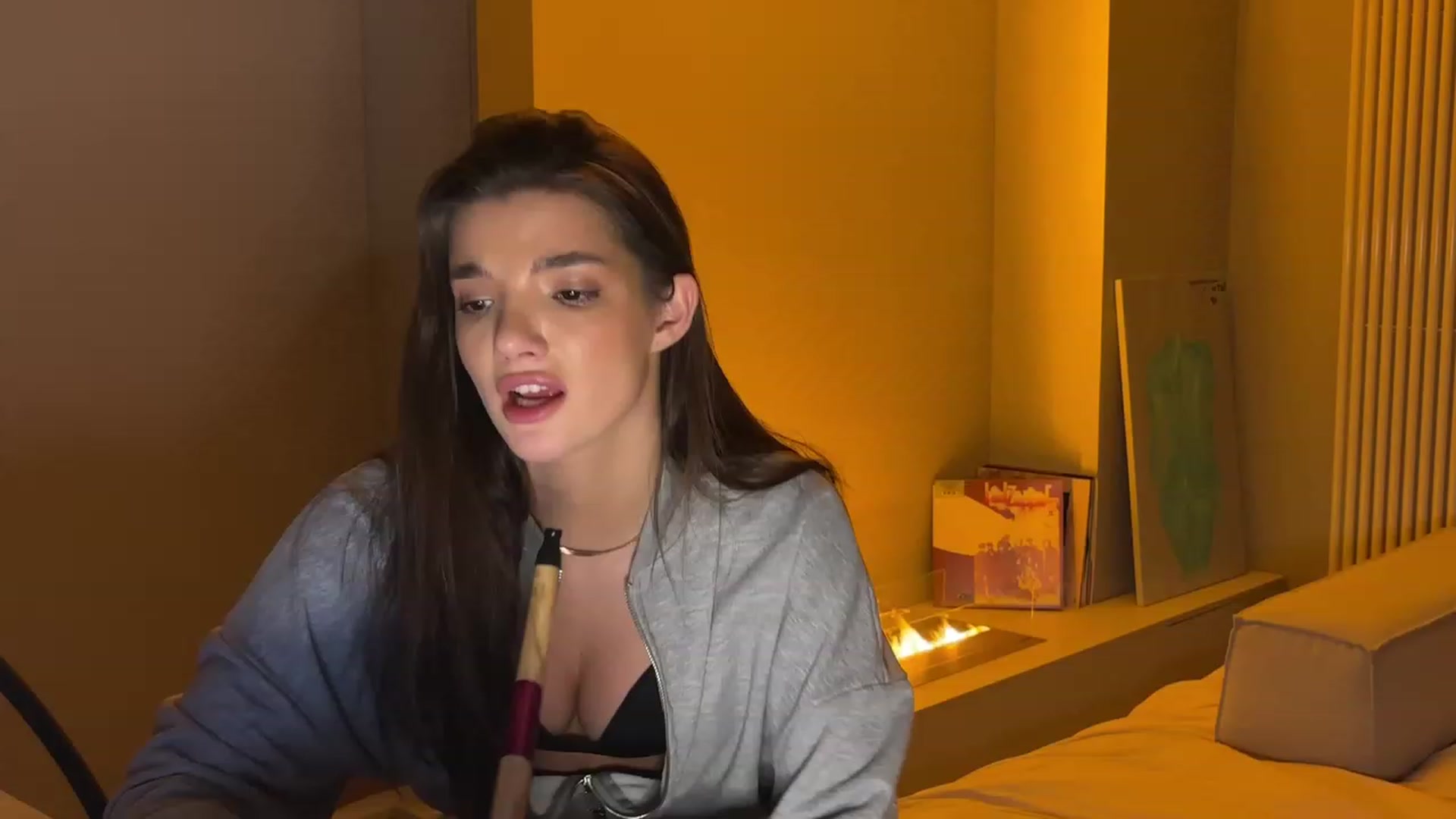 Gallery image thumbnail from SweetKlem's myfreecams stream on, 11/05/2023, 01:18 image 2 of 20