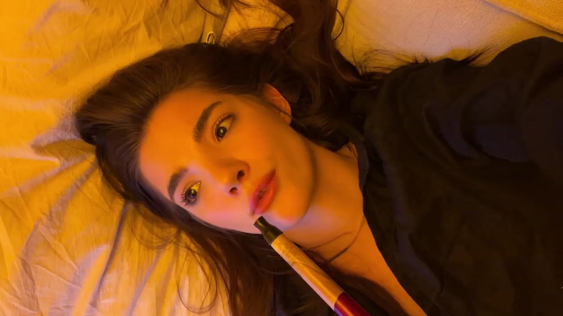 Gallery image thumbnail from SweetKlem's myfreecams stream on, 11/16/2023, 24:07 image 18 of 20
