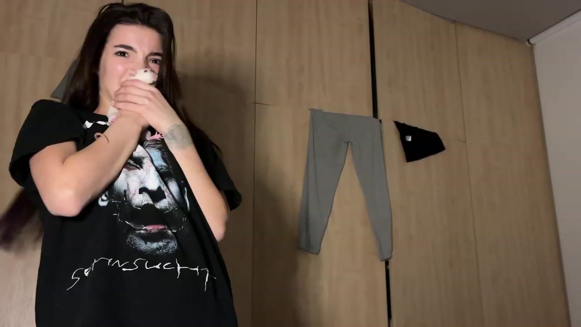 Gallery image thumbnail from SweetKlem's myfreecams stream on, 11/18/2023, 02:38 image 20 of 20