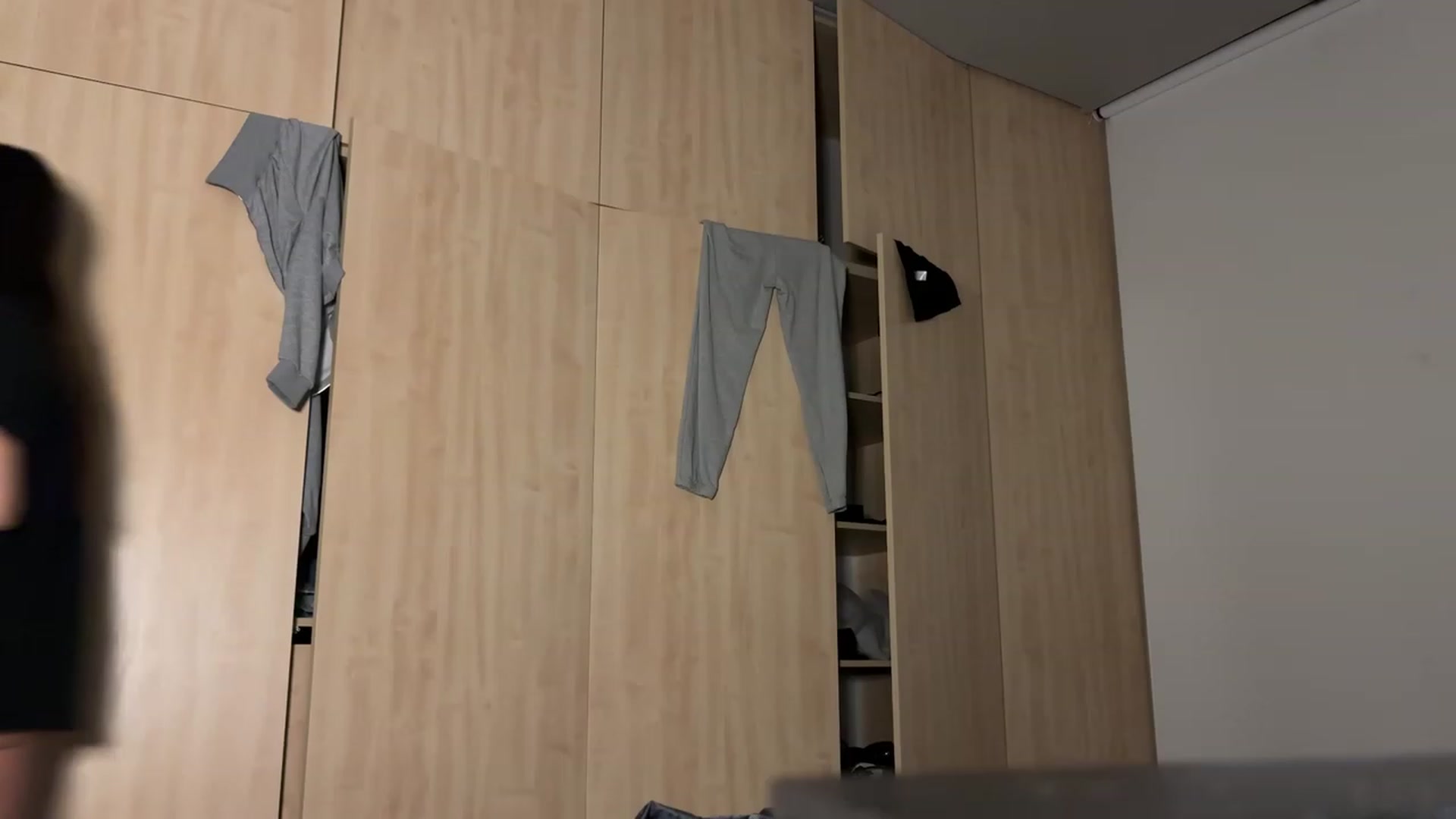 Gallery image thumbnail from SweetKlem's myfreecams stream on, 11/18/2023, 02:38 image 14 of 20