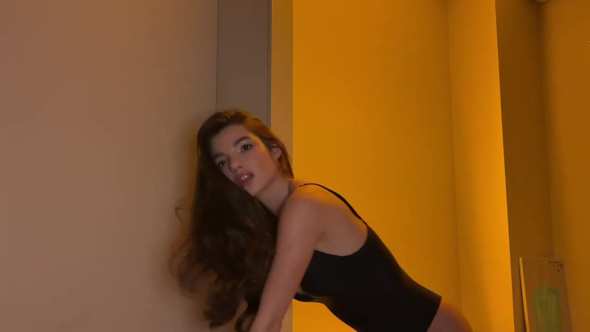 Gallery image thumbnail from SweetKlem's myfreecams stream on, 11/19/2023, 04:26 image 20 of 20