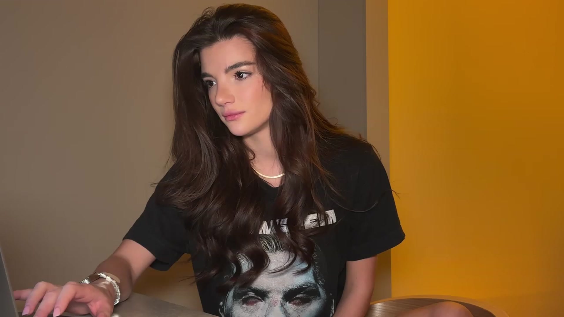 Gallery image thumbnail from SweetKlem's myfreecams stream on, 11/23/2023, 03:34 image 11 of 20