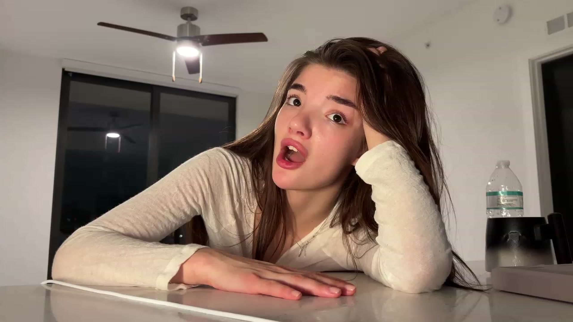 Gallery image thumbnail from SweetKlem's myfreecams stream on, 12/13/2023, 02:14 image 3 of 20