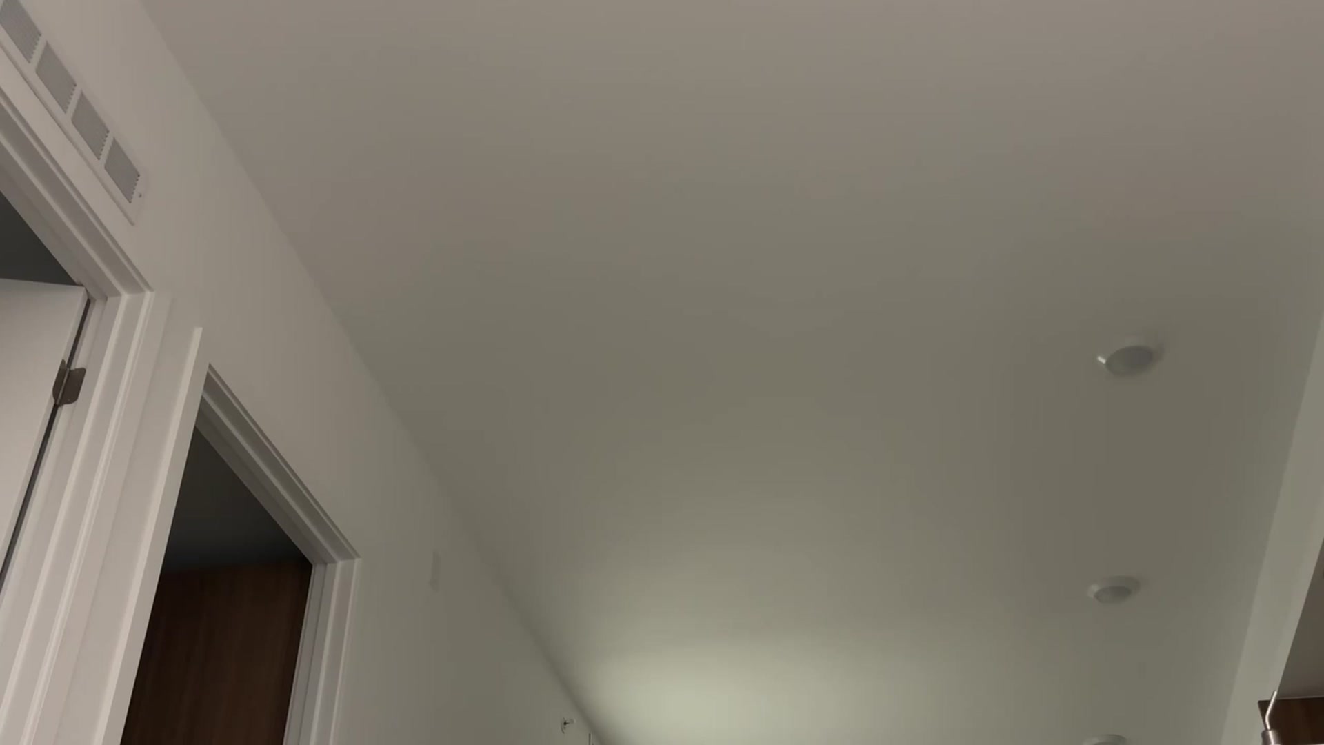 Gallery image thumbnail from SweetKlem's myfreecams stream on, 12/18/2023, 01:03 image 2 of 20