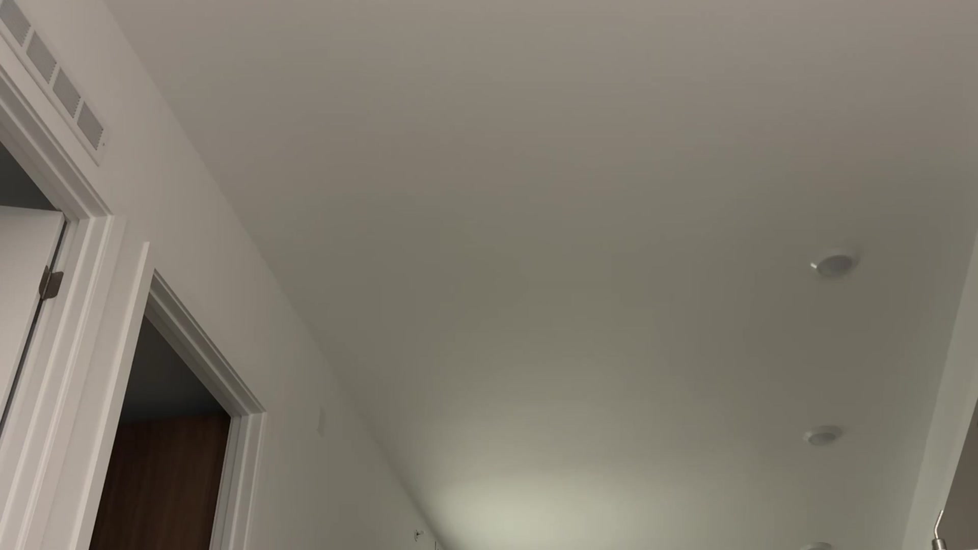 Gallery image thumbnail from SweetKlem's myfreecams stream on, 12/18/2023, 01:03 image 4 of 20