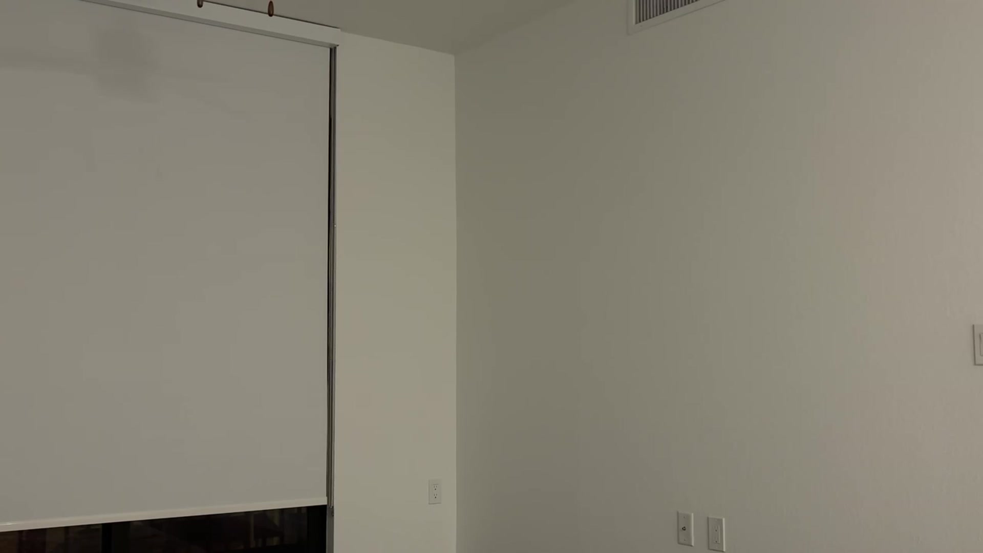 Gallery image thumbnail from SweetKlem's myfreecams stream on, 12/20/2023, 03:15 image 8 of 20