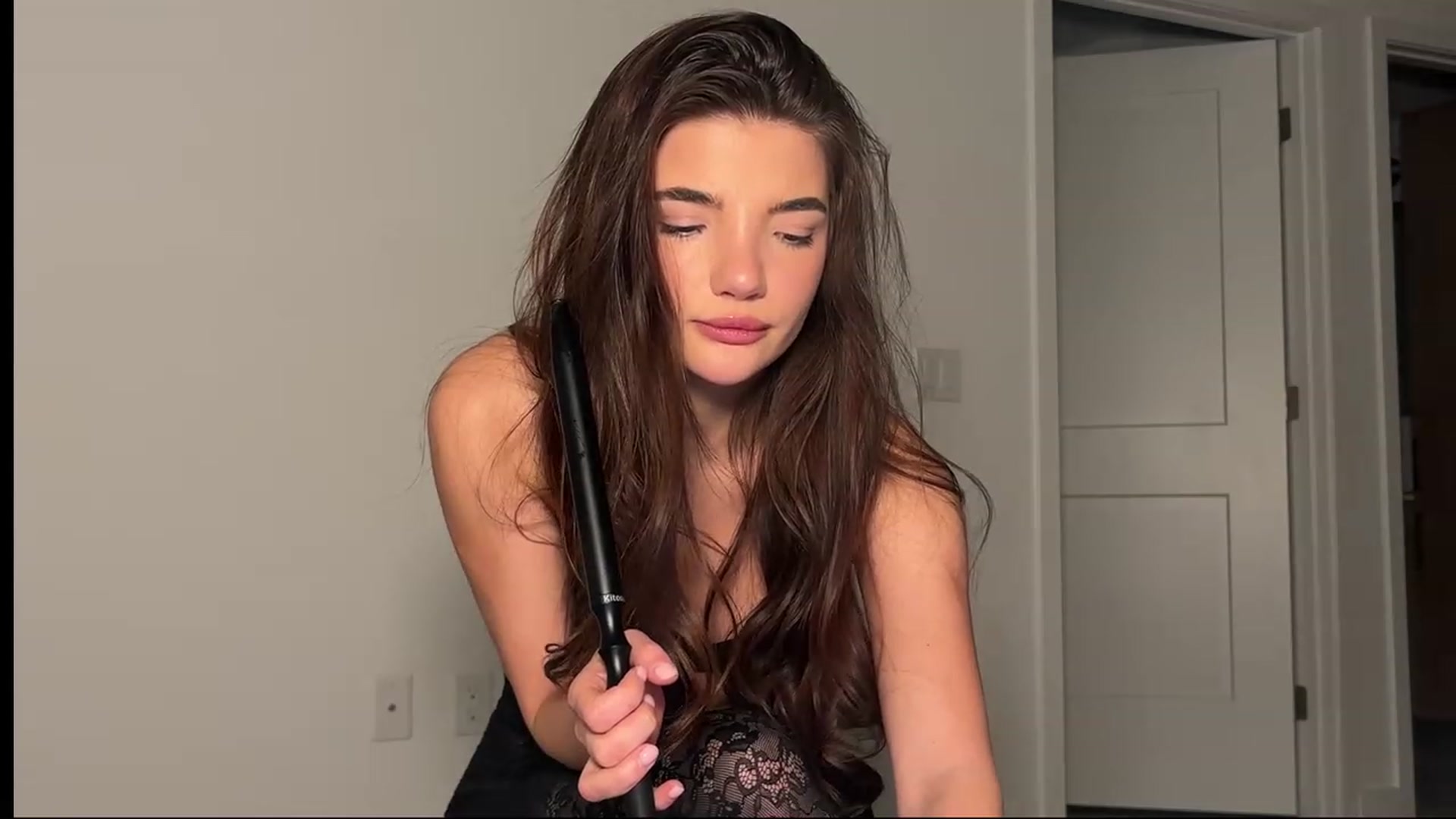 Gallery image thumbnail from SweetKlem's myfreecams stream on, 01/02/2024, 07:19 image 4 of 20