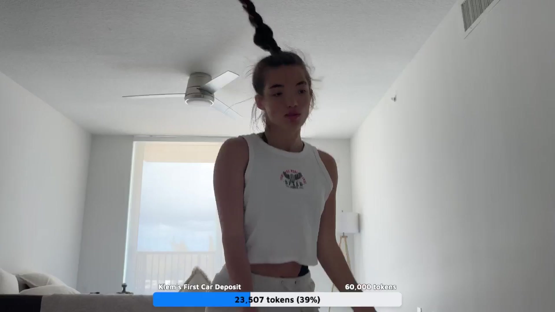 Gallery image thumbnail from SweetKlem's myfreecams stream on, 05/02/2024, 18:19 image 17 of 20