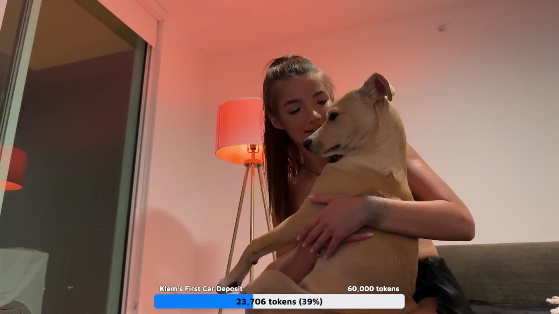 Gallery image thumbnail from SweetKlem's myfreecams stream on, 05/06/2024, 05:03 image 15 of 20