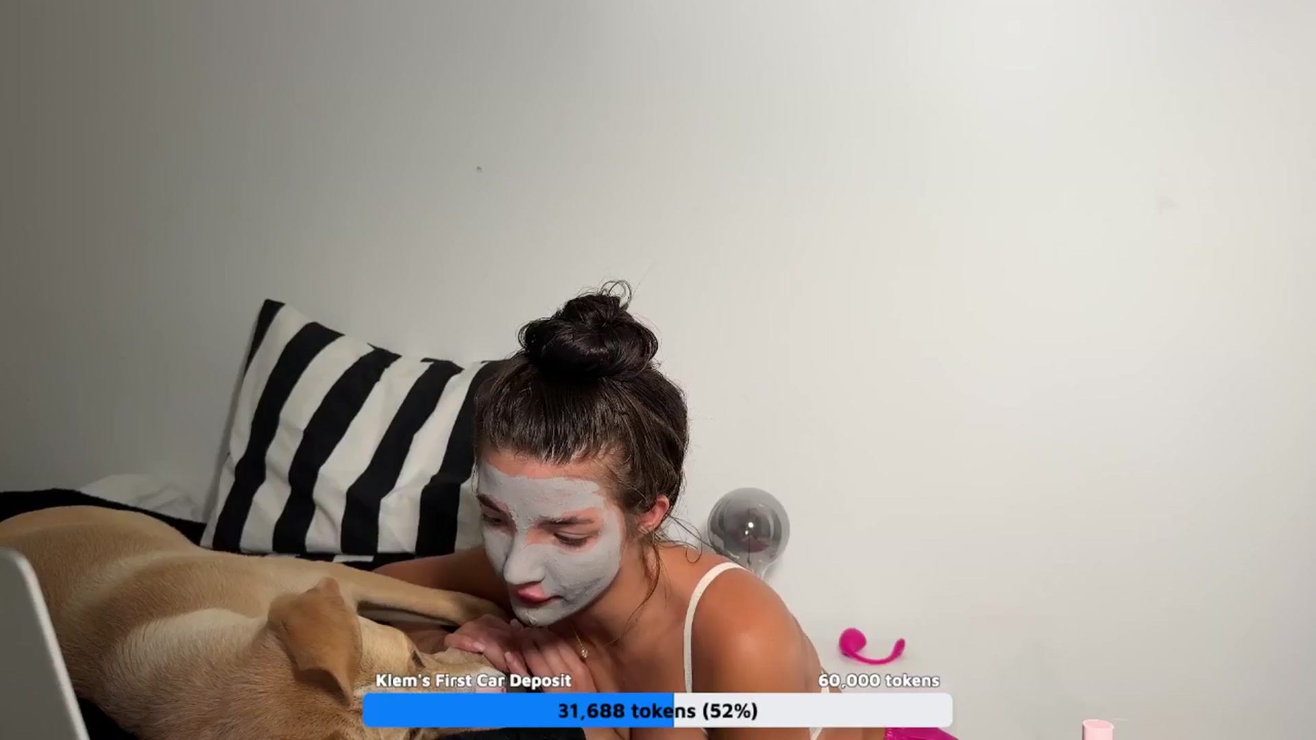 Gallery image thumbnail from SweetKlem's myfreecams stream on, 08/13/2024, 04:56 image 19 of 20