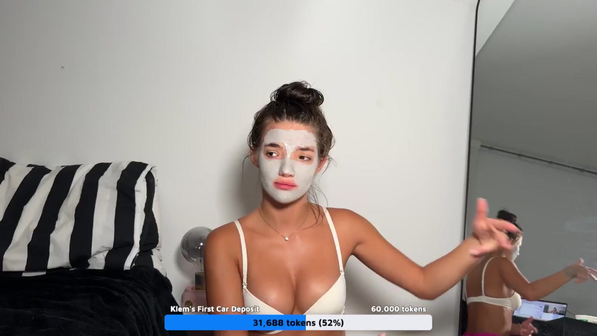 Gallery image thumbnail from SweetKlem's myfreecams stream on, 08/13/2024, 04:56 image 11 of 20