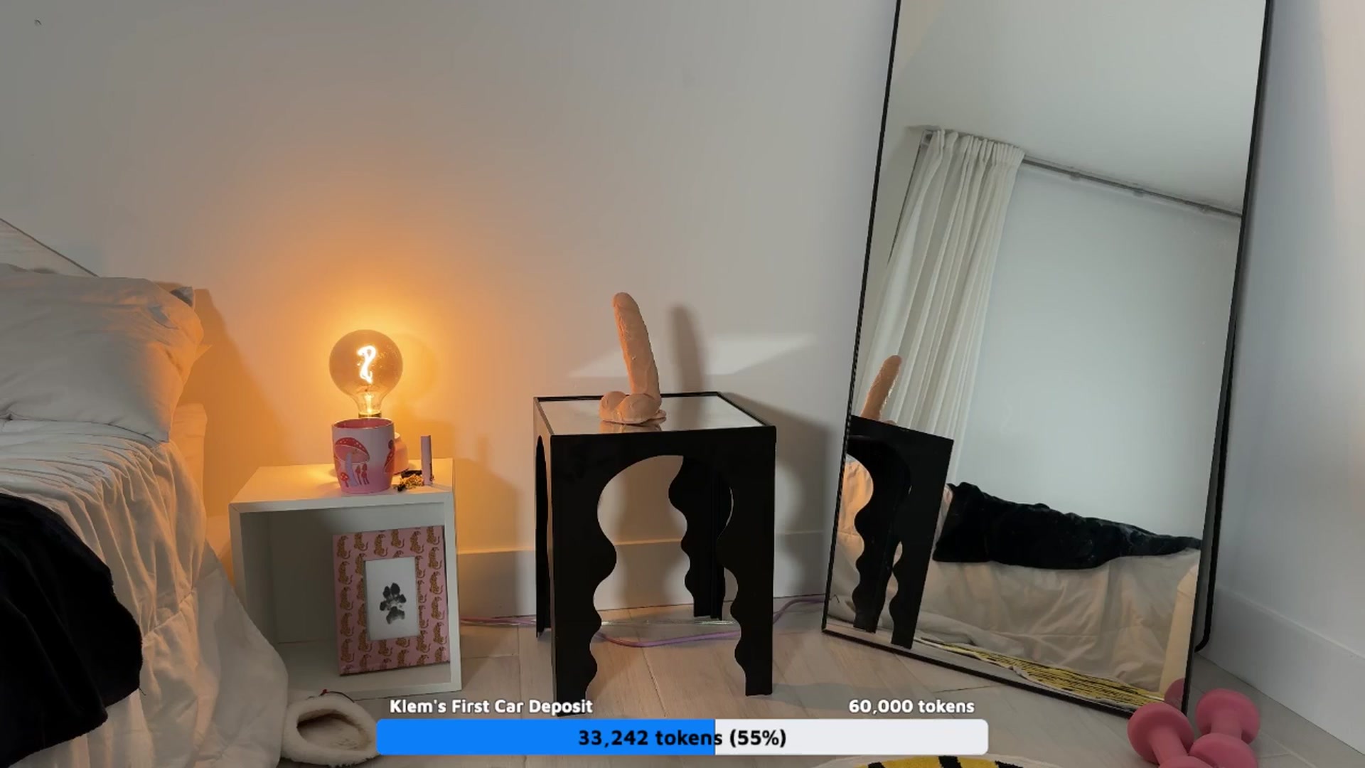 Gallery image thumbnail from SweetKlem's myfreecams stream on, 08/19/2024, 04:44 image 11 of 20