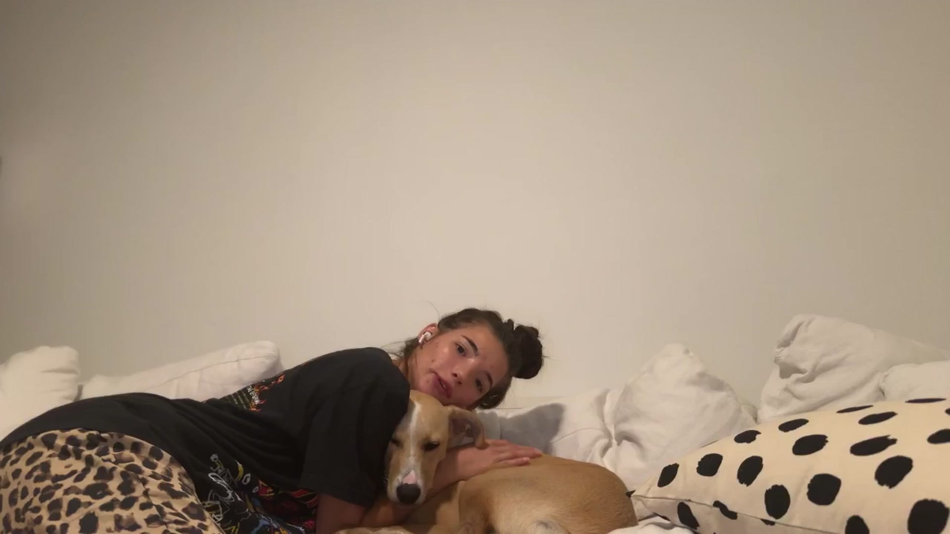 Gallery image thumbnail from SweetKlem's myfreecams stream on, 09/03/2024, 02:06 image 6 of 20