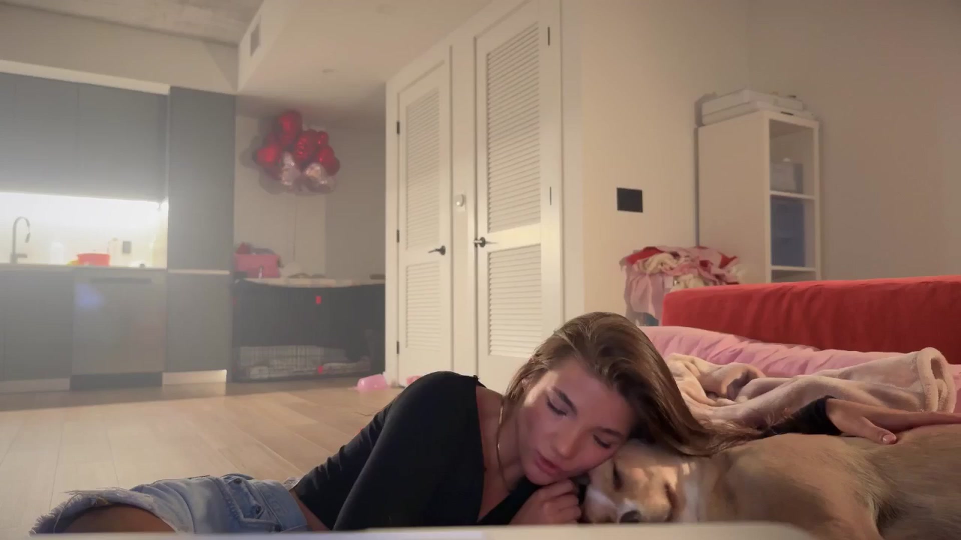 Gallery image thumbnail from SweetKlem's myfreecams stream on, 03/14/2025, 05:09 image 20 of 20