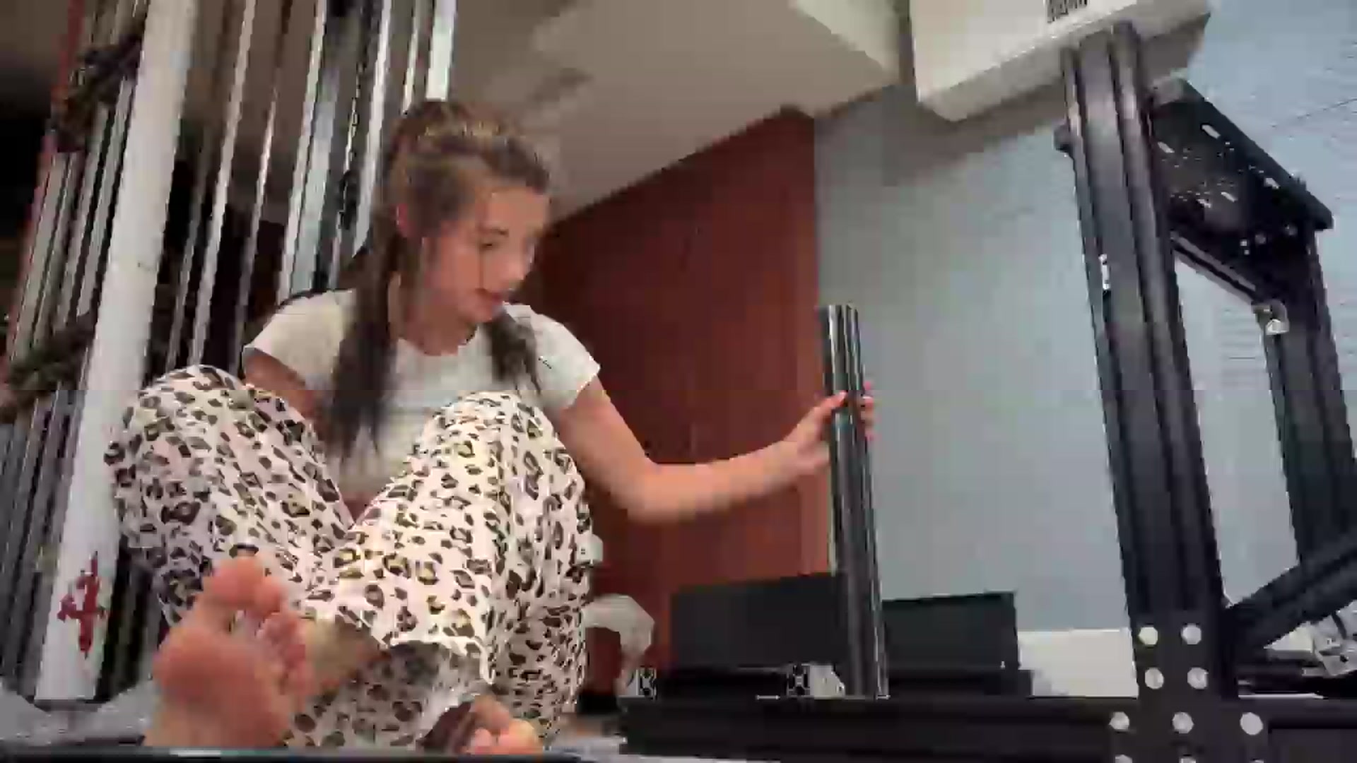 Gallery image thumbnail from SweetKlem's myfreecams stream on, 08/26/2025, 01:34 image 14 of 20