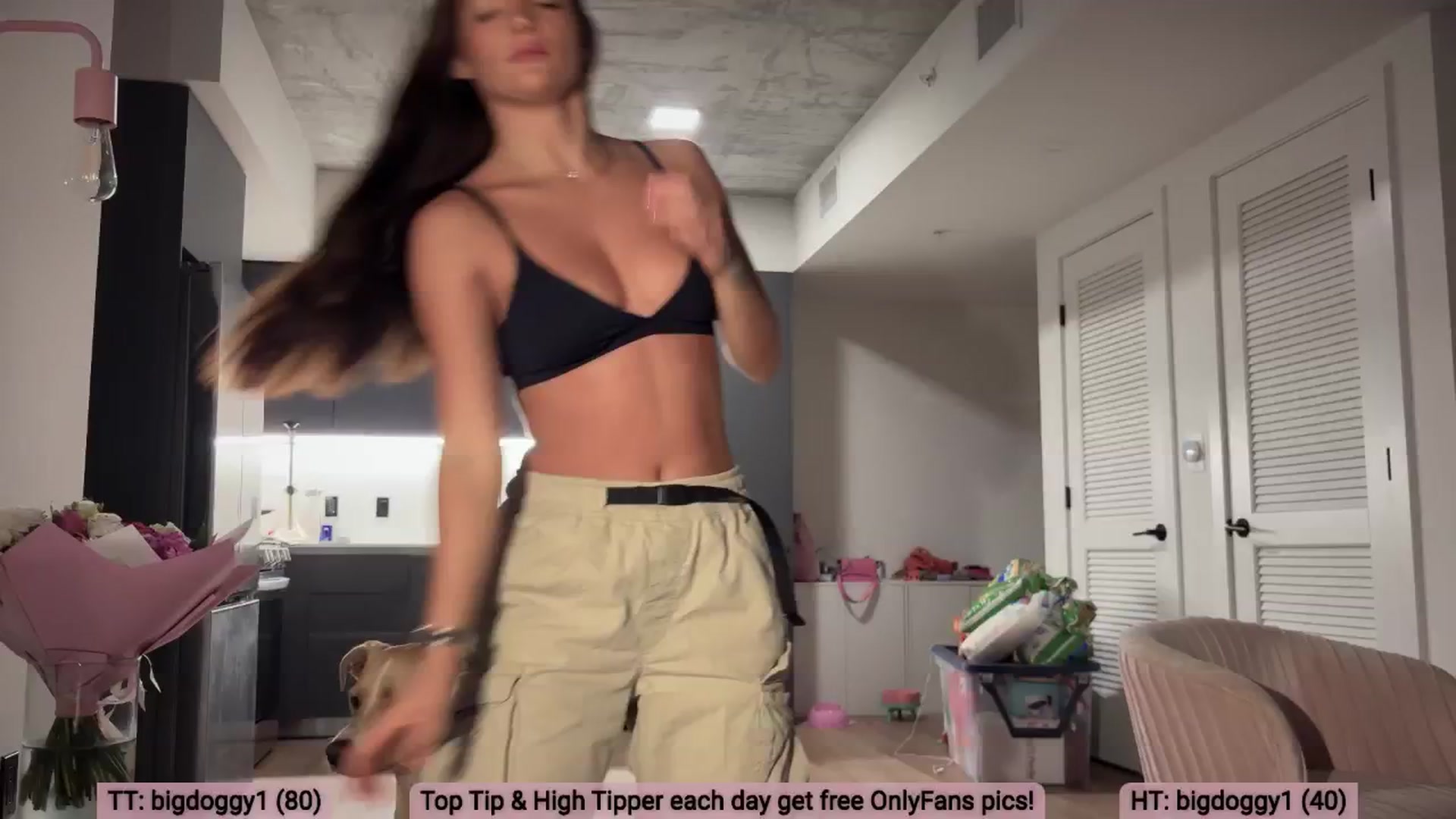 Gallery image thumbnail from SweetKlem's myfreecams stream on, 11/14/2025, 02:46 image 8 of 20