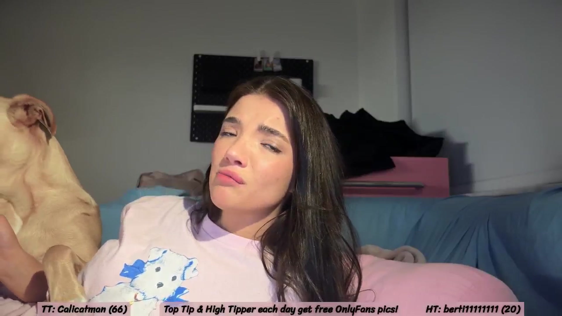 Gallery image thumbnail from SweetKlem's myfreecams stream on, 12/24/2025, 05:21 image 9 of 20