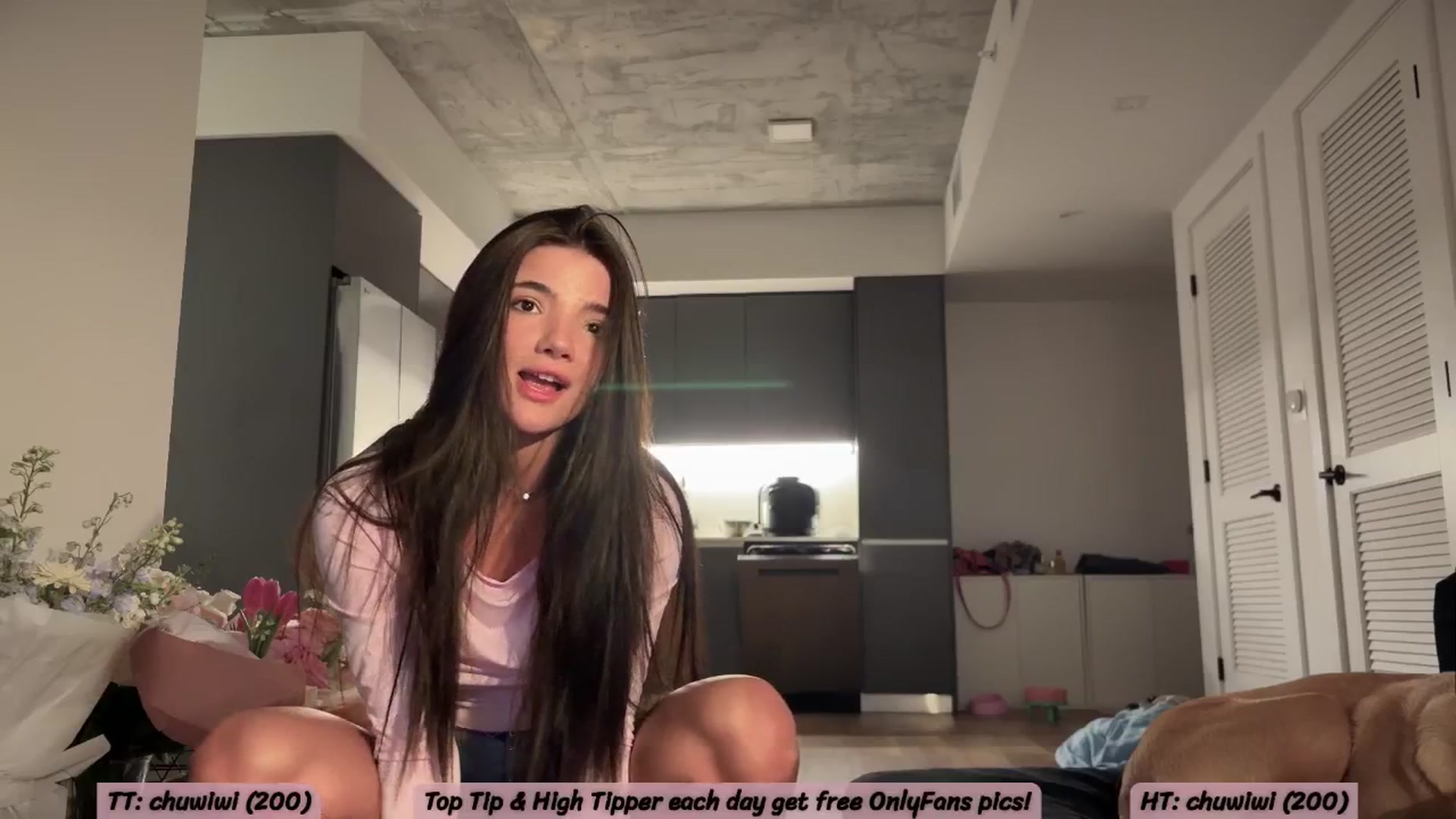 Gallery image thumbnail from SweetKlem's myfreecams stream on, 12/29/2025, 05:24 image 15 of 20