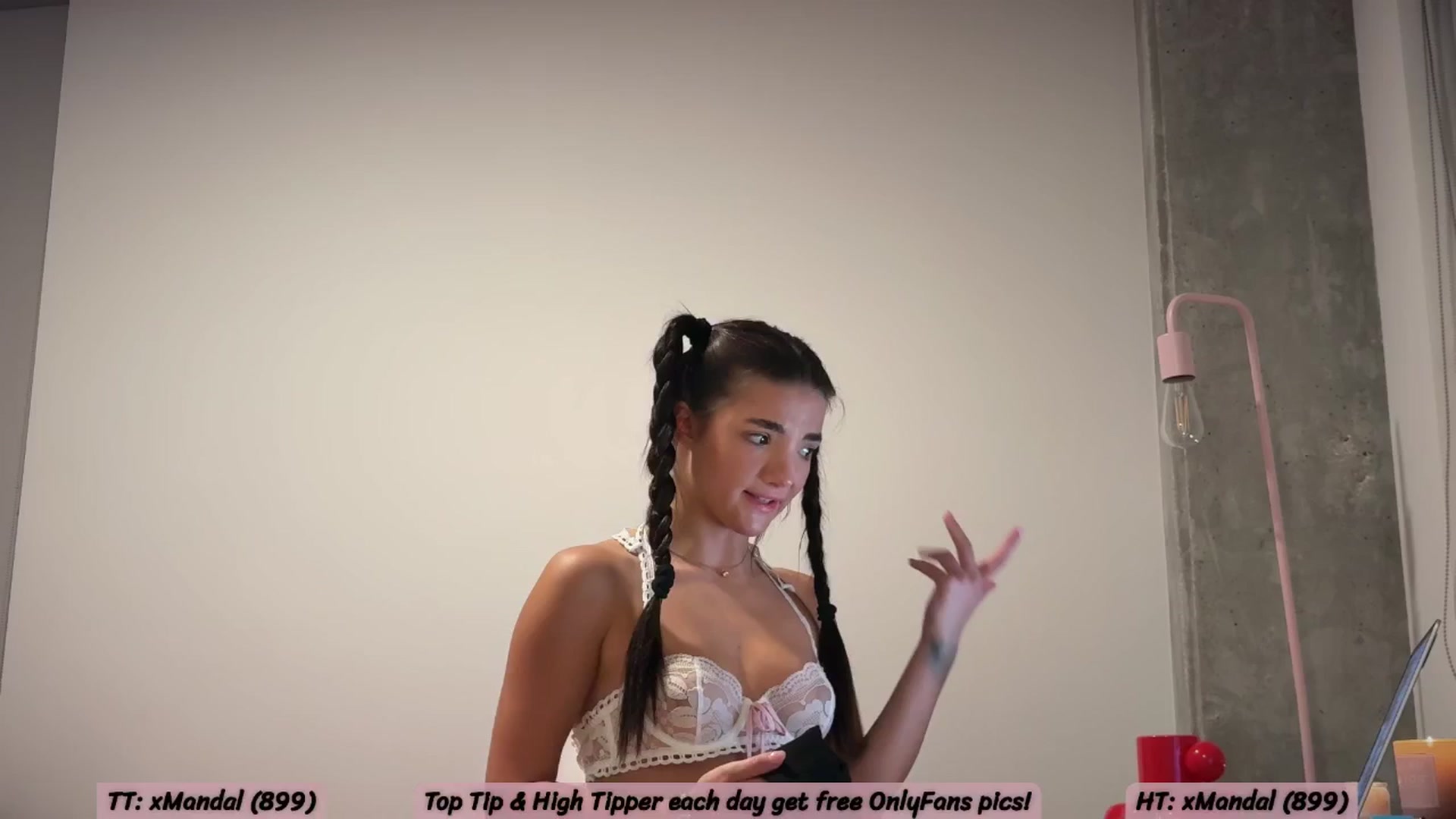 Gallery image thumbnail from SweetKlem's myfreecams stream on, 02/05/2026, 04:38 image 8 of 20