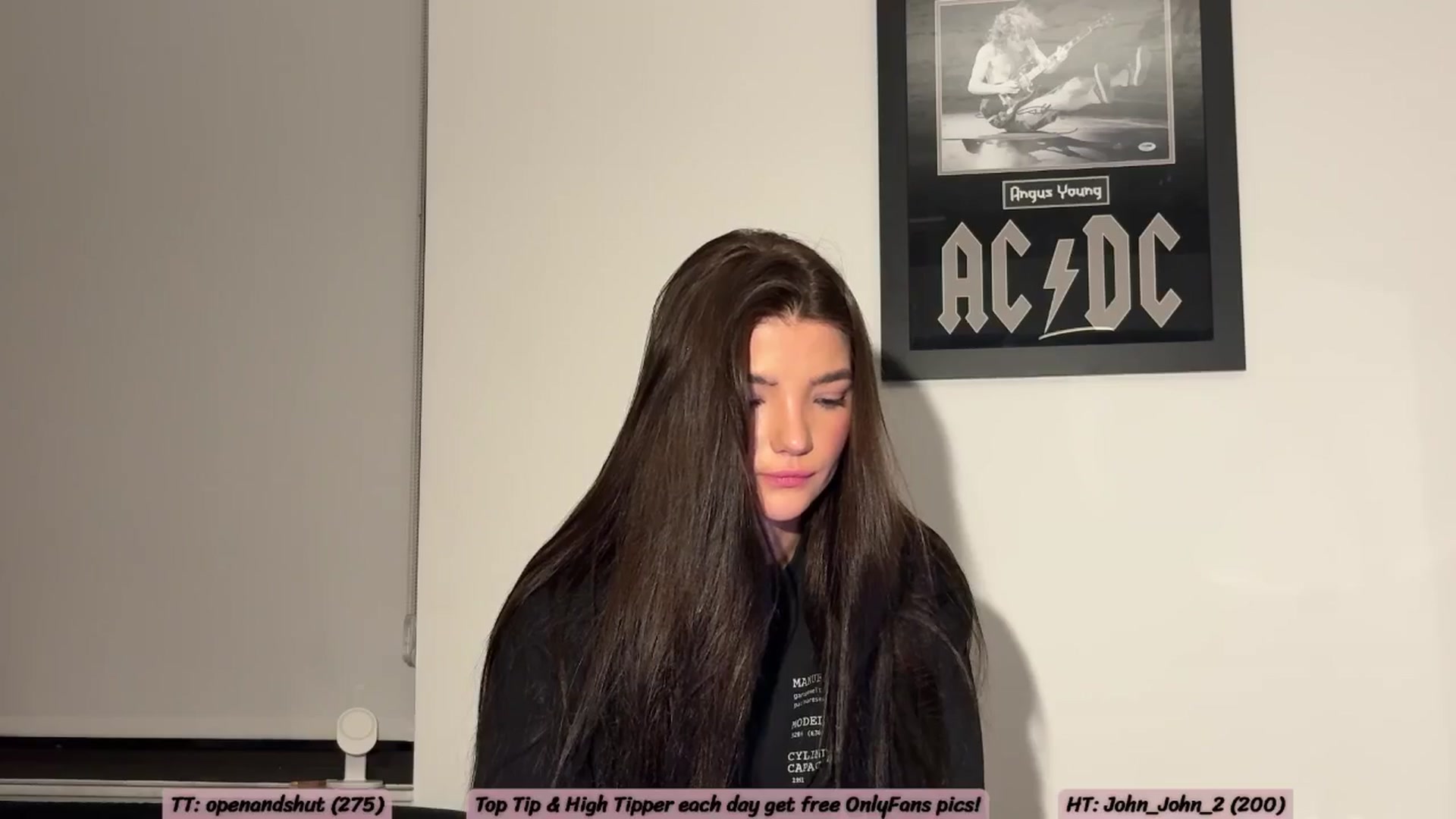 Gallery image thumbnail from SweetKlem's myfreecams stream on, 04/29/2026, 04:34 image 18 of 20