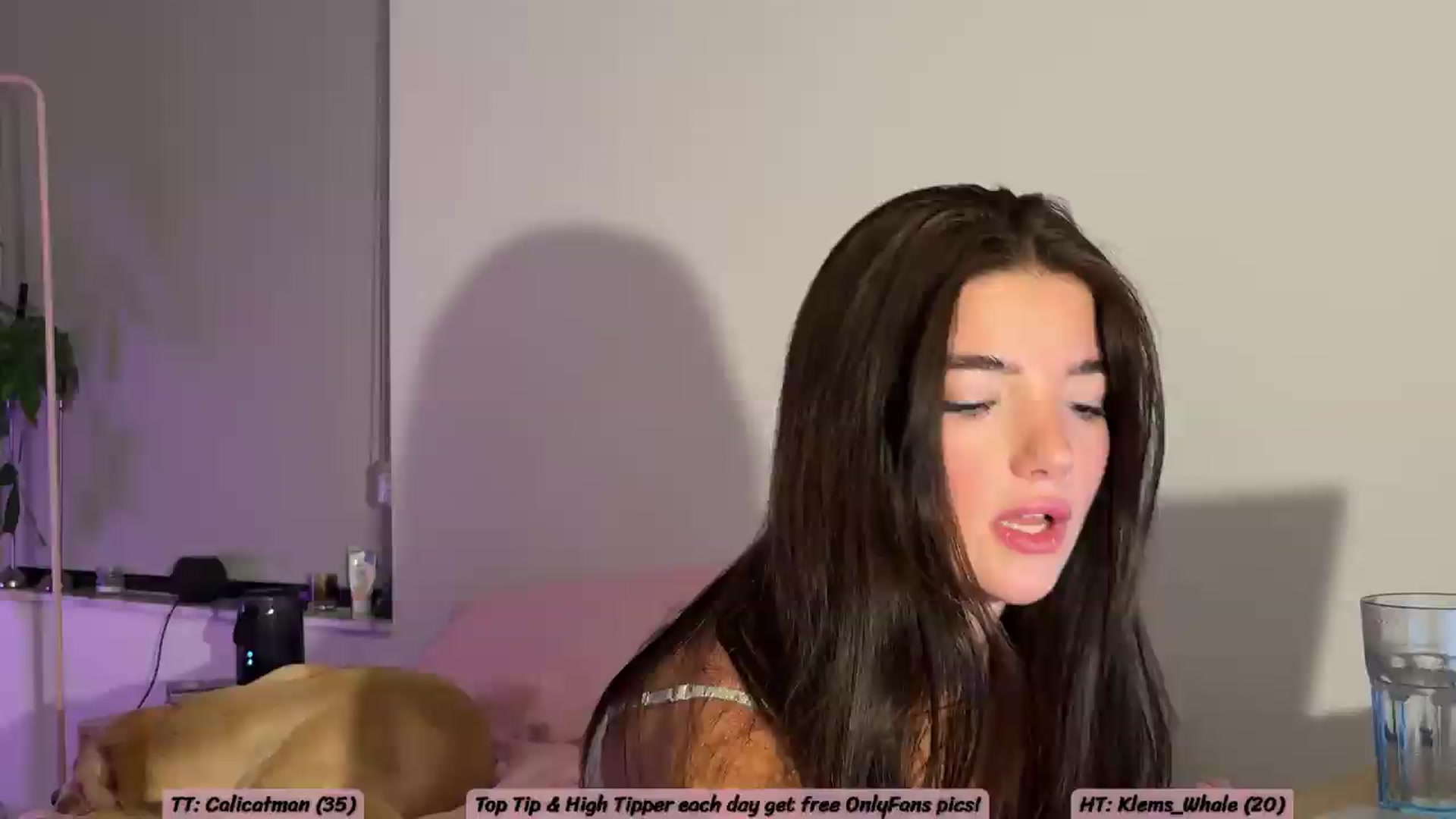 Gallery image thumbnail from SweetKlem's myfreecams stream on, 05/14/2026, 02:33 image 3 of 20