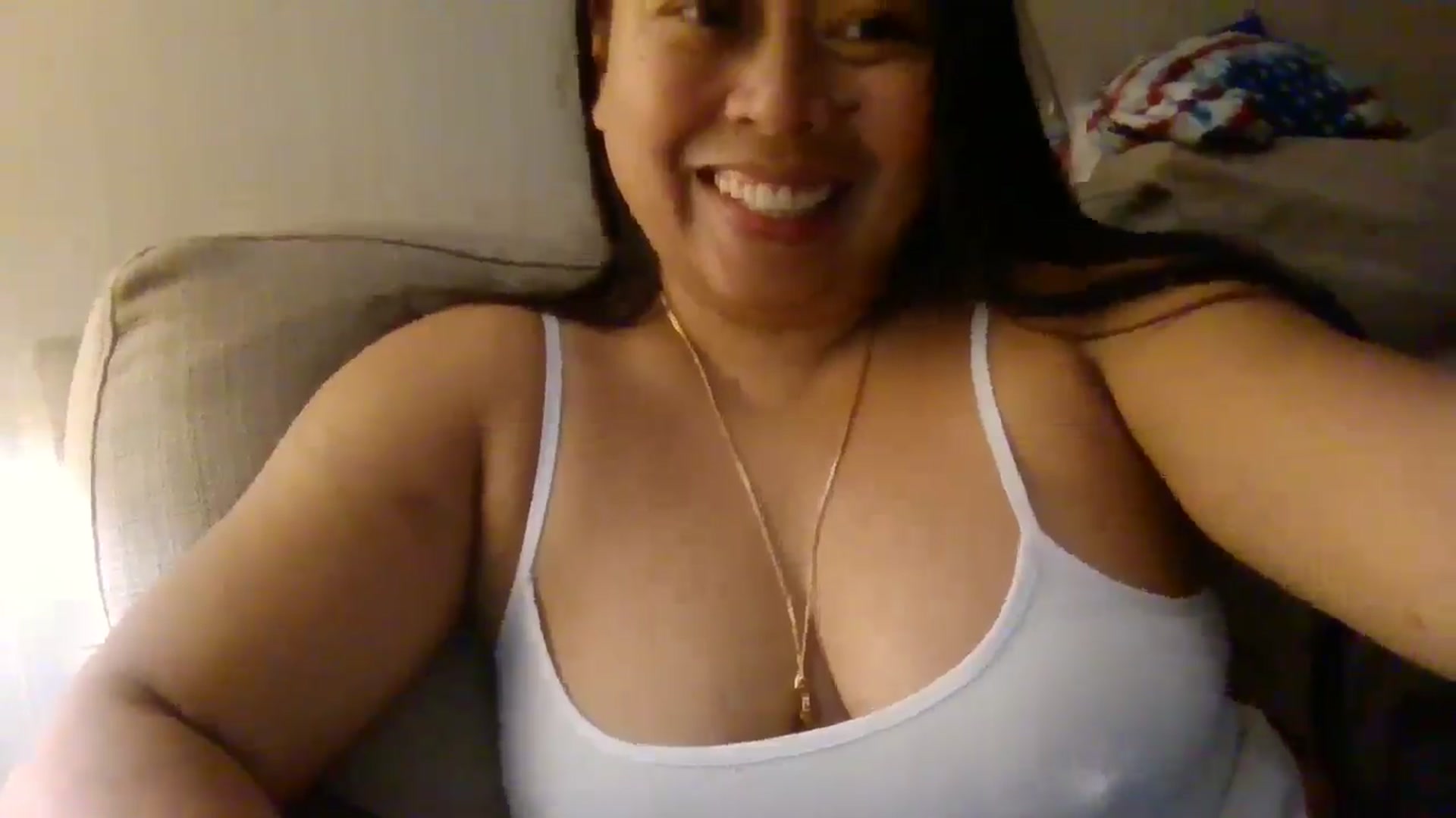 Gallery image thumbnail from SweetLora_4u's myfreecams stream on, 02/16/2026, 11:27 image 6 of 20