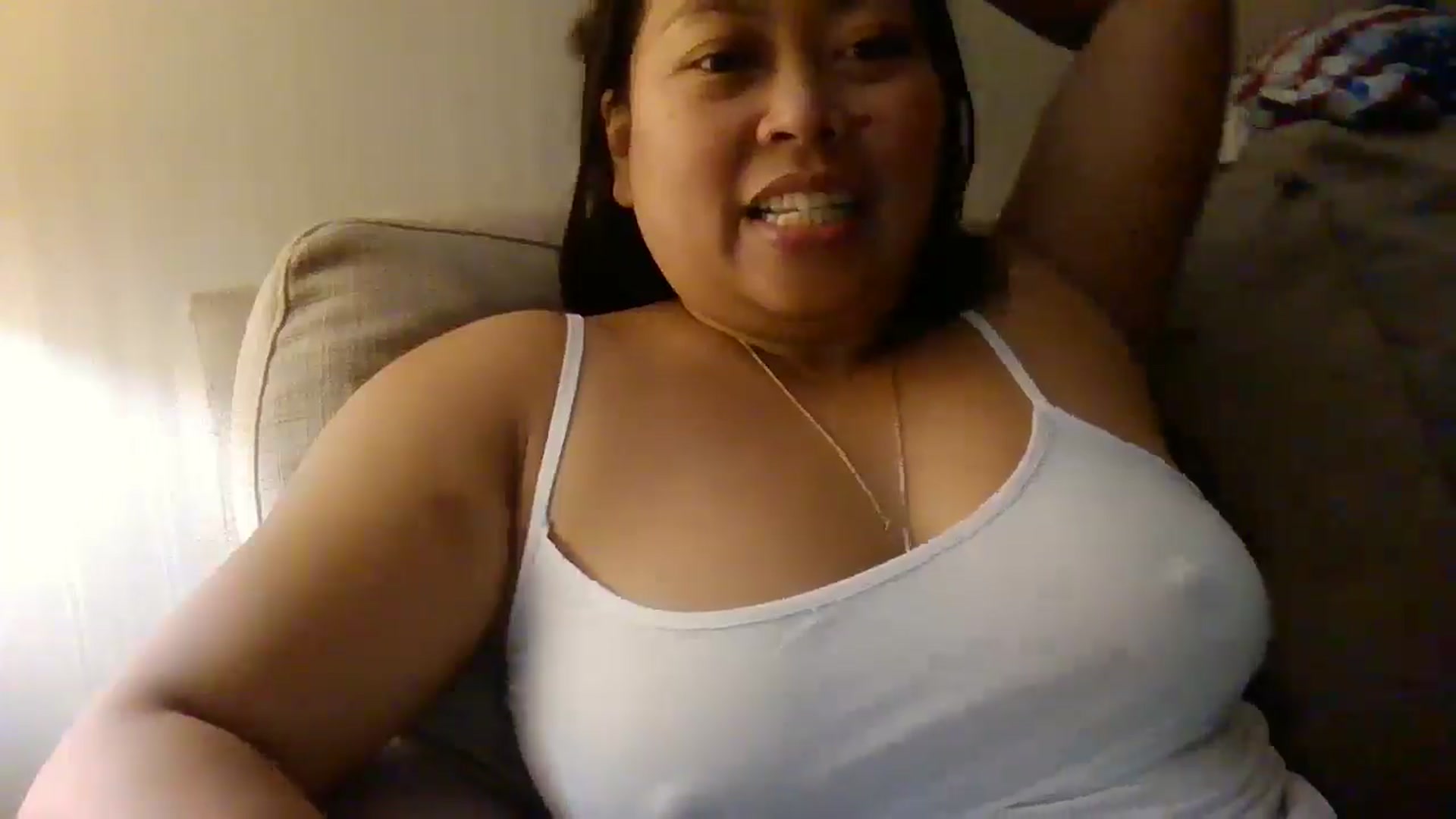 Gallery image thumbnail from SweetLora_4u's myfreecams stream on, 02/16/2026, 11:27 image 9 of 20