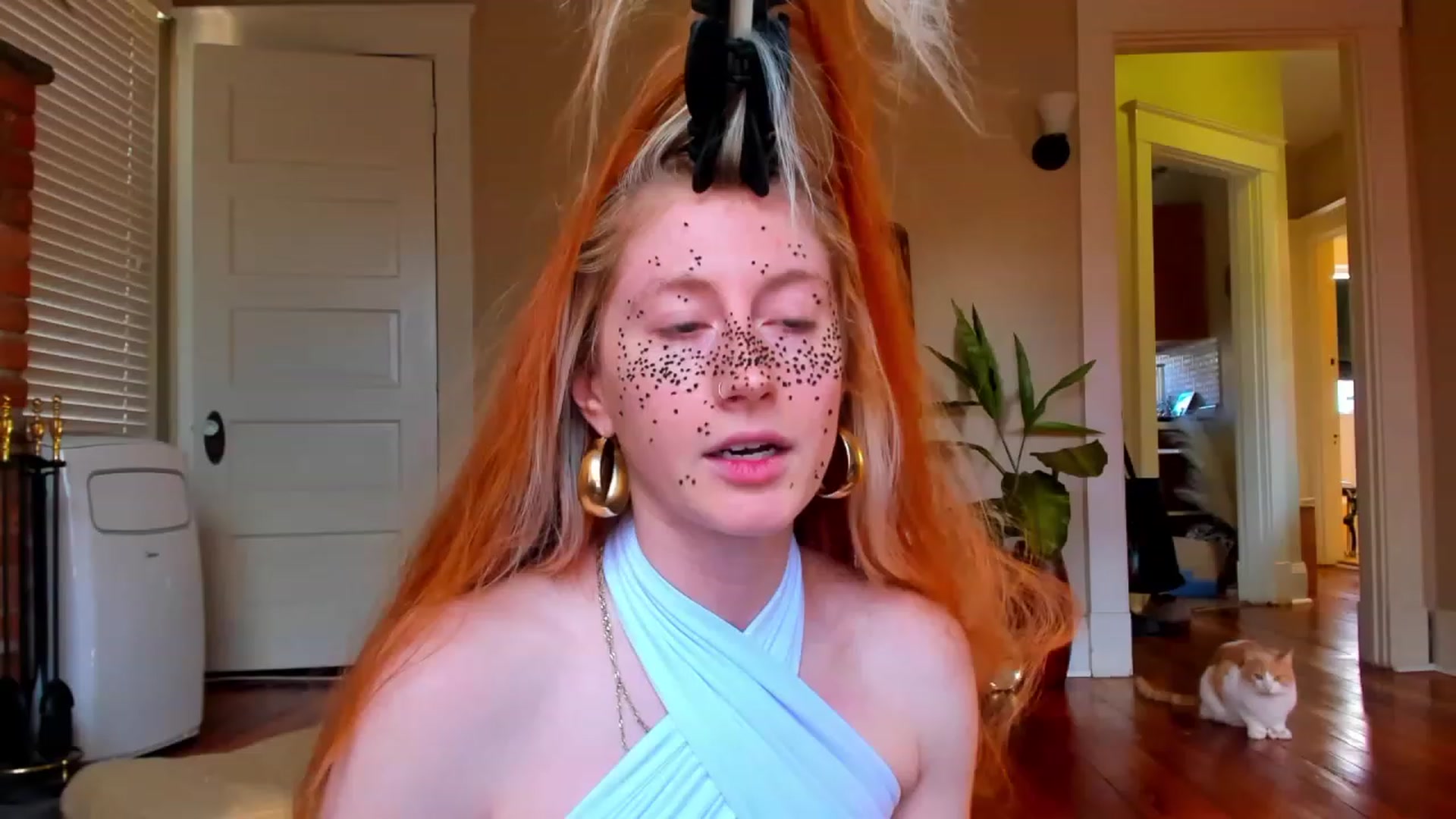 Gallery image thumbnail from SweetMango's myfreecams stream on, 11/22/2023, 20:28 image 17 of 20