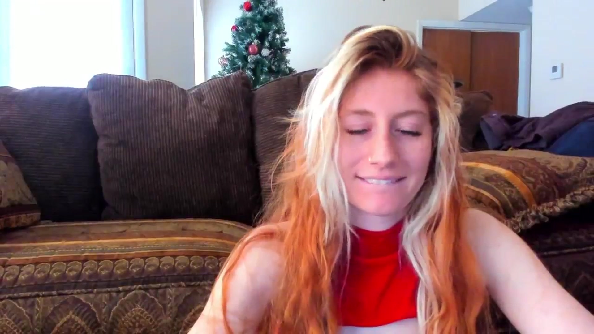 Gallery image thumbnail from SweetMango's myfreecams stream on, 02/16/2024, 19:31 image 19 of 20