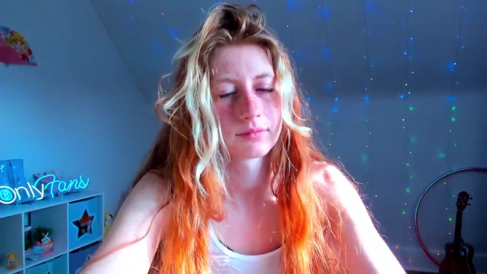 Gallery image thumbnail from SweetMango's myfreecams stream on, 03/05/2024, 15:10 image 8 of 20