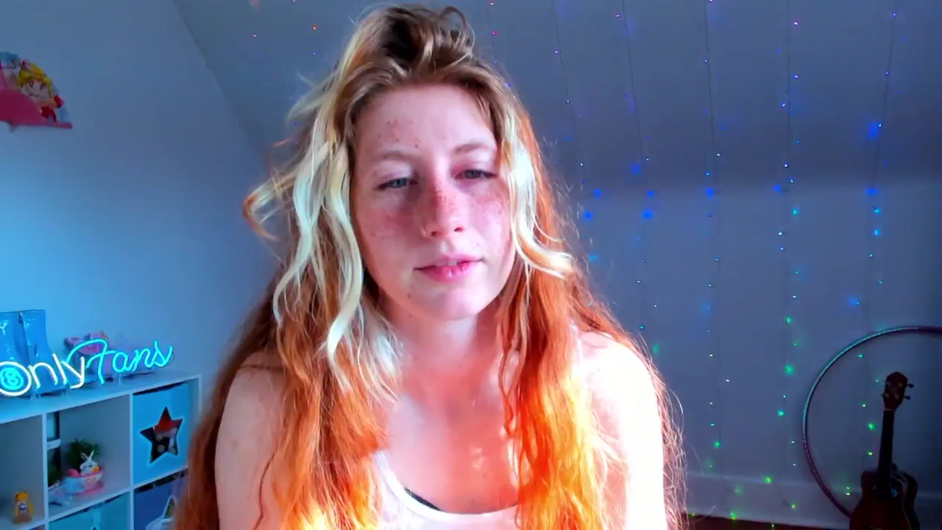 Gallery image thumbnail from SweetMango's myfreecams stream on, 03/05/2024, 15:10 image 9 of 20