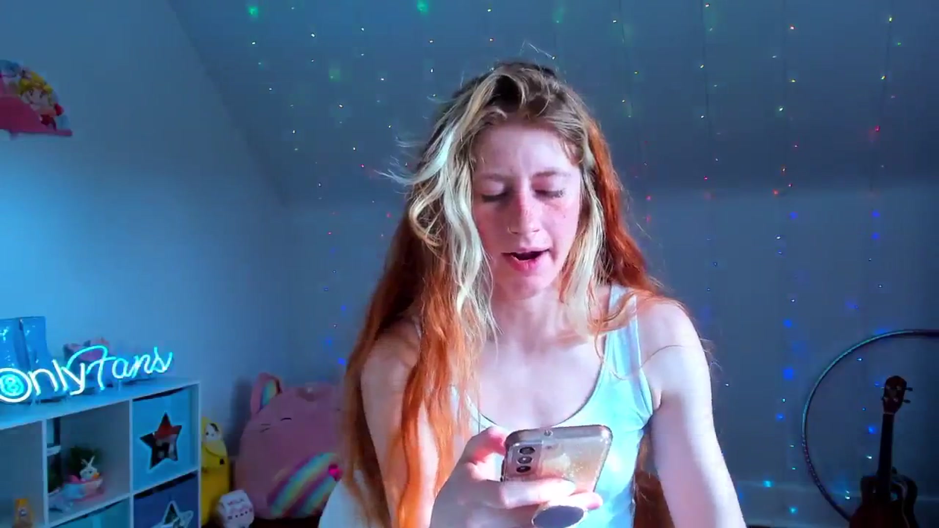 Gallery image thumbnail from SweetMango's myfreecams stream on, 03/05/2024, 15:10 image 16 of 20