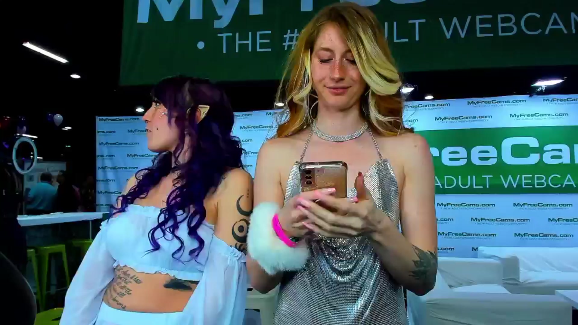Gallery image thumbnail from SweetMango's myfreecams stream on, 04/13/2024, 19:47 image 2 of 20