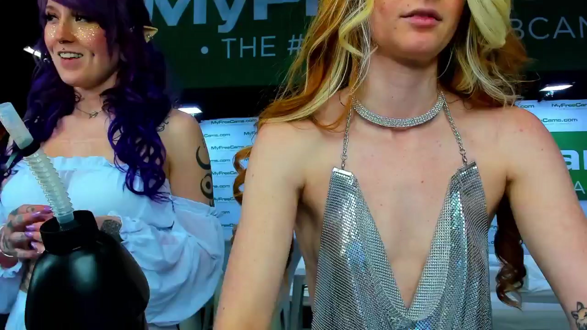 Gallery image thumbnail from SweetMango's myfreecams stream on, 04/13/2024, 19:47 image 18 of 20