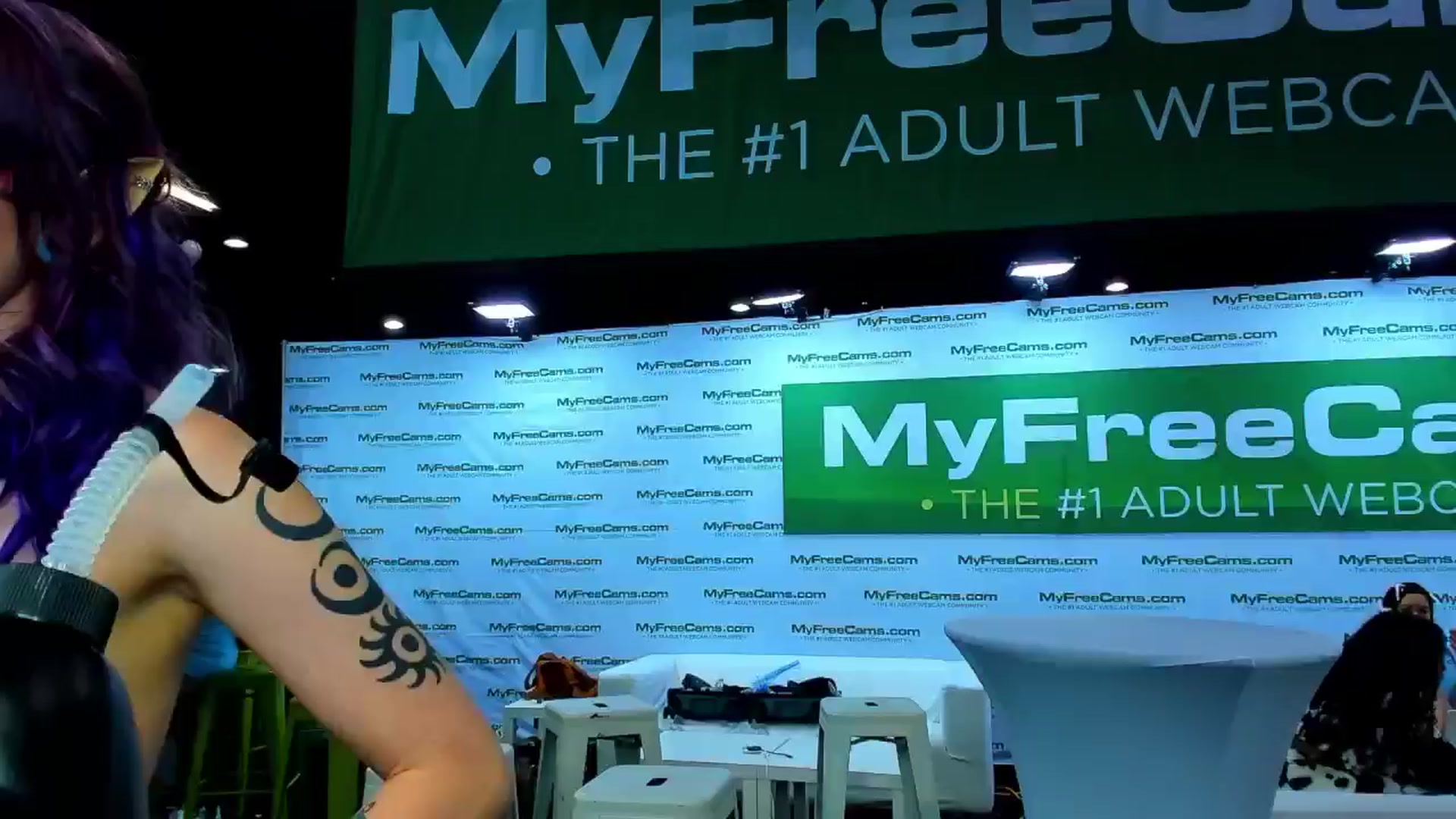 Gallery image thumbnail from SweetMango's myfreecams stream on, 04/13/2024, 23:49 image 20 of 20