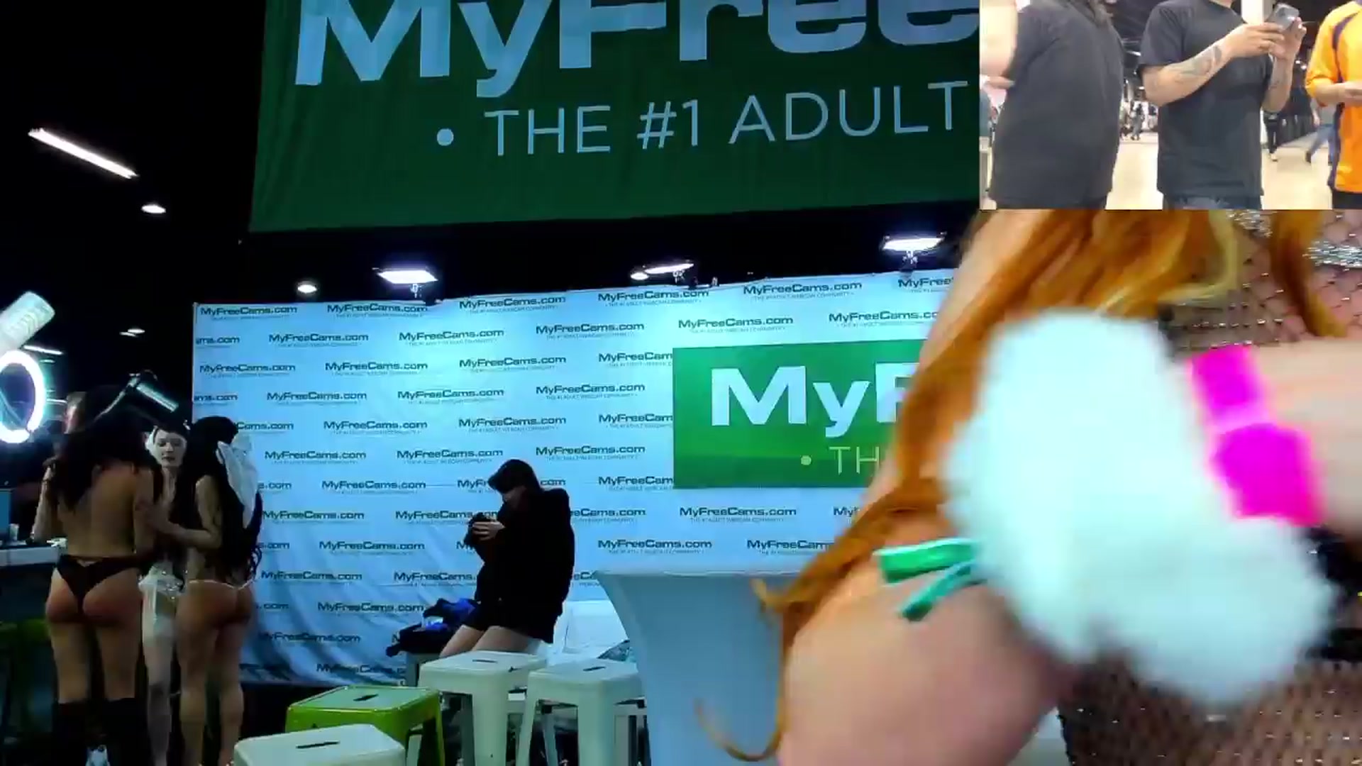 Gallery image thumbnail from SweetMango's myfreecams stream on, 04/14/2024, 02:51 image 20 of 20