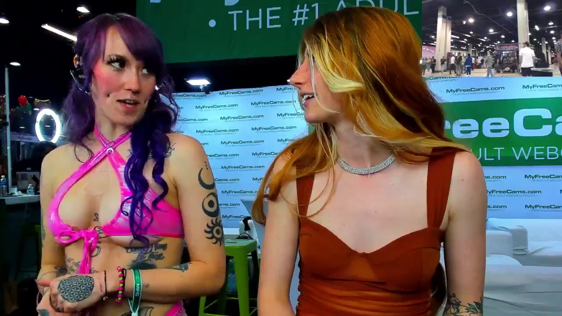 Gallery image thumbnail from SweetMango's myfreecams stream on, 04/14/2024, 22:13 image 15 of 20