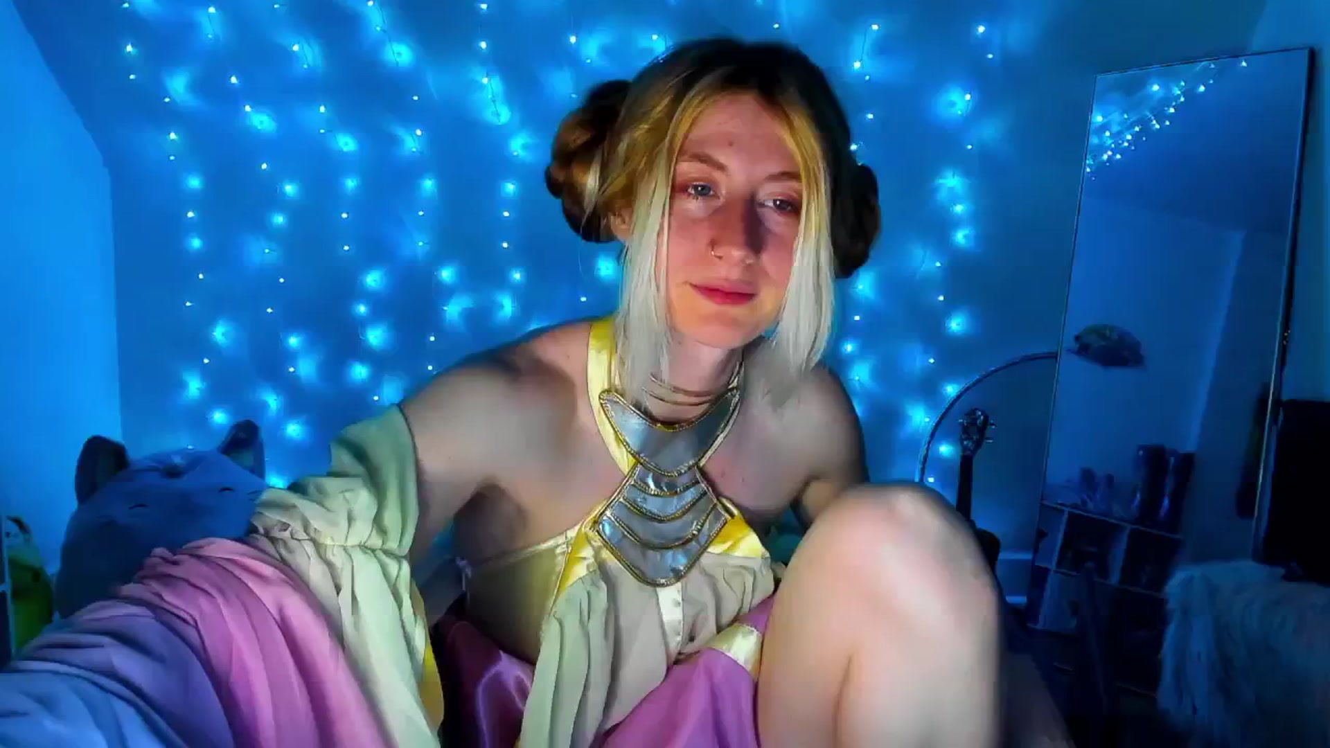 Gallery image thumbnail from SweetMango's myfreecams stream on, 05/06/2024, 05:50 image 18 of 20
