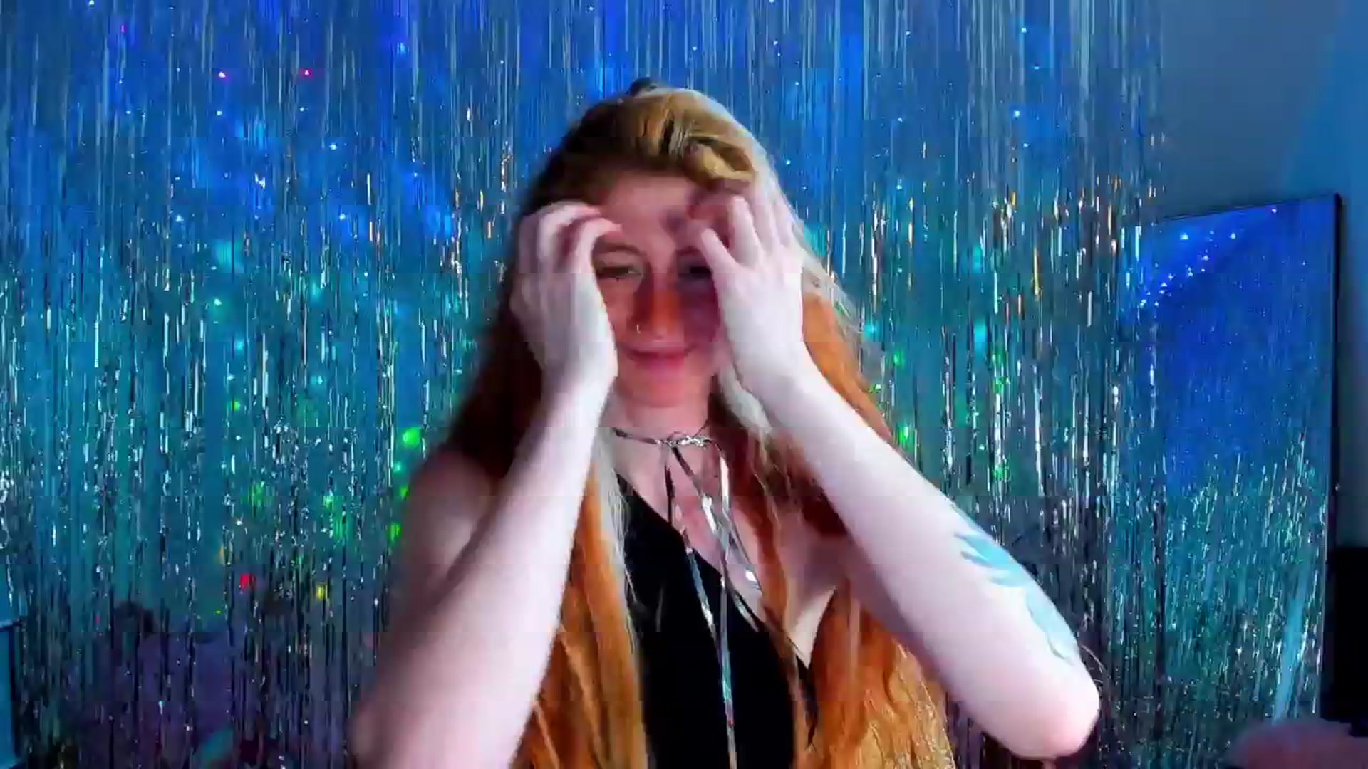 Gallery image thumbnail from SweetMango's myfreecams stream on, 05/10/2024, 24:19 image 12 of 20