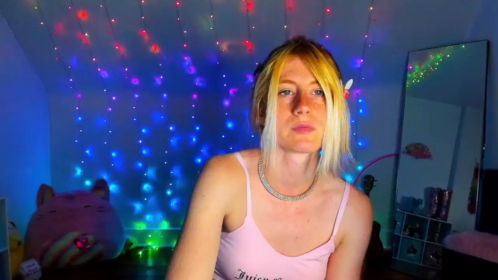 Gallery image thumbnail from SweetMango's myfreecams stream on, 05/13/2024, 03:53 image 20 of 20