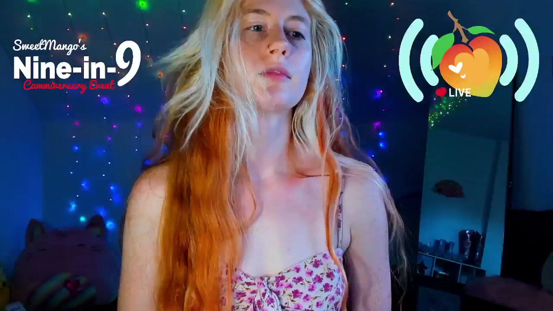 Gallery image thumbnail from SweetMango's myfreecams stream on, 07/17/2024, 01:38 image 1 of 20