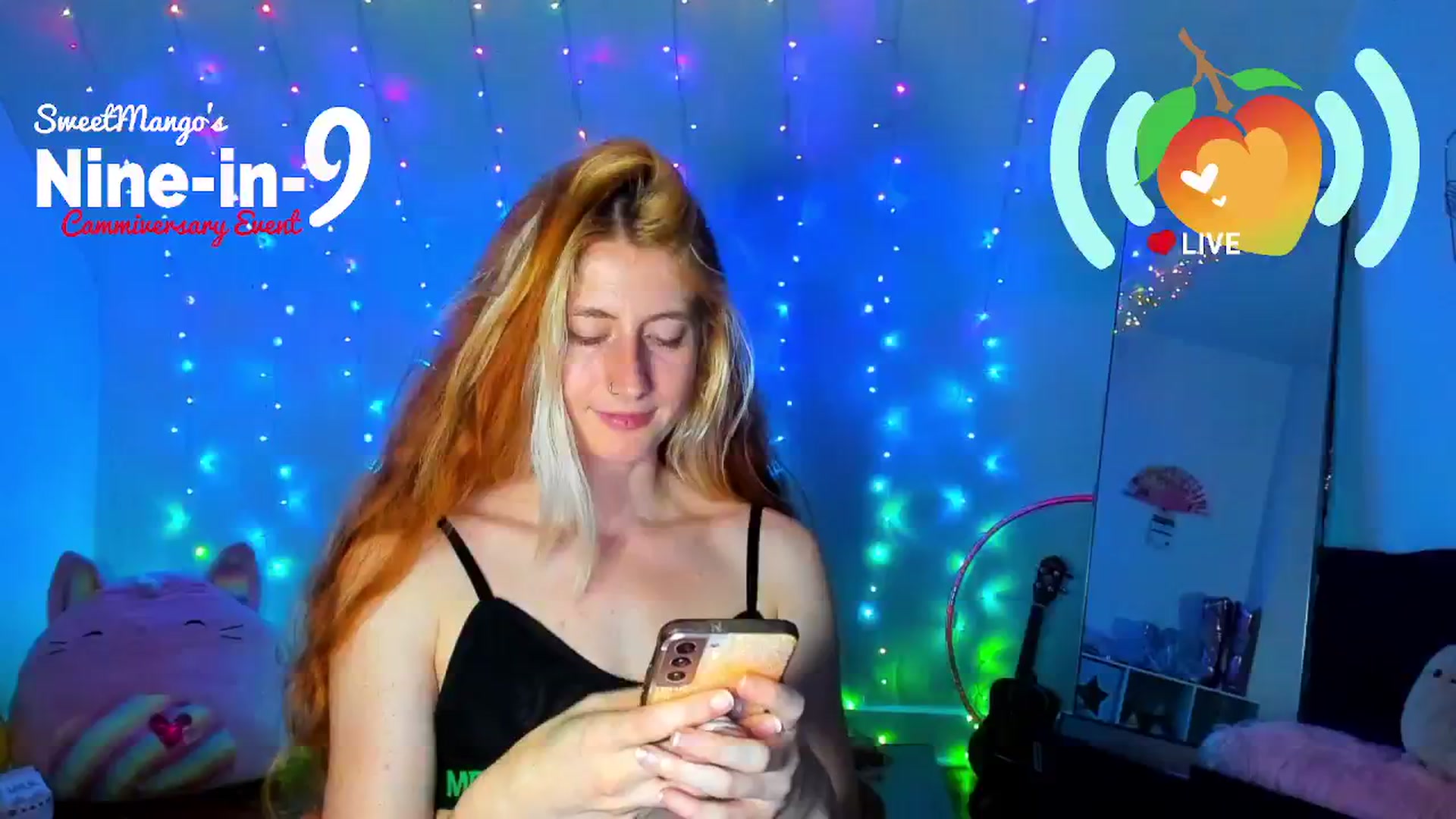 Gallery image thumbnail from SweetMango's myfreecams stream on, 07/18/2024, 02:37 image 10 of 20